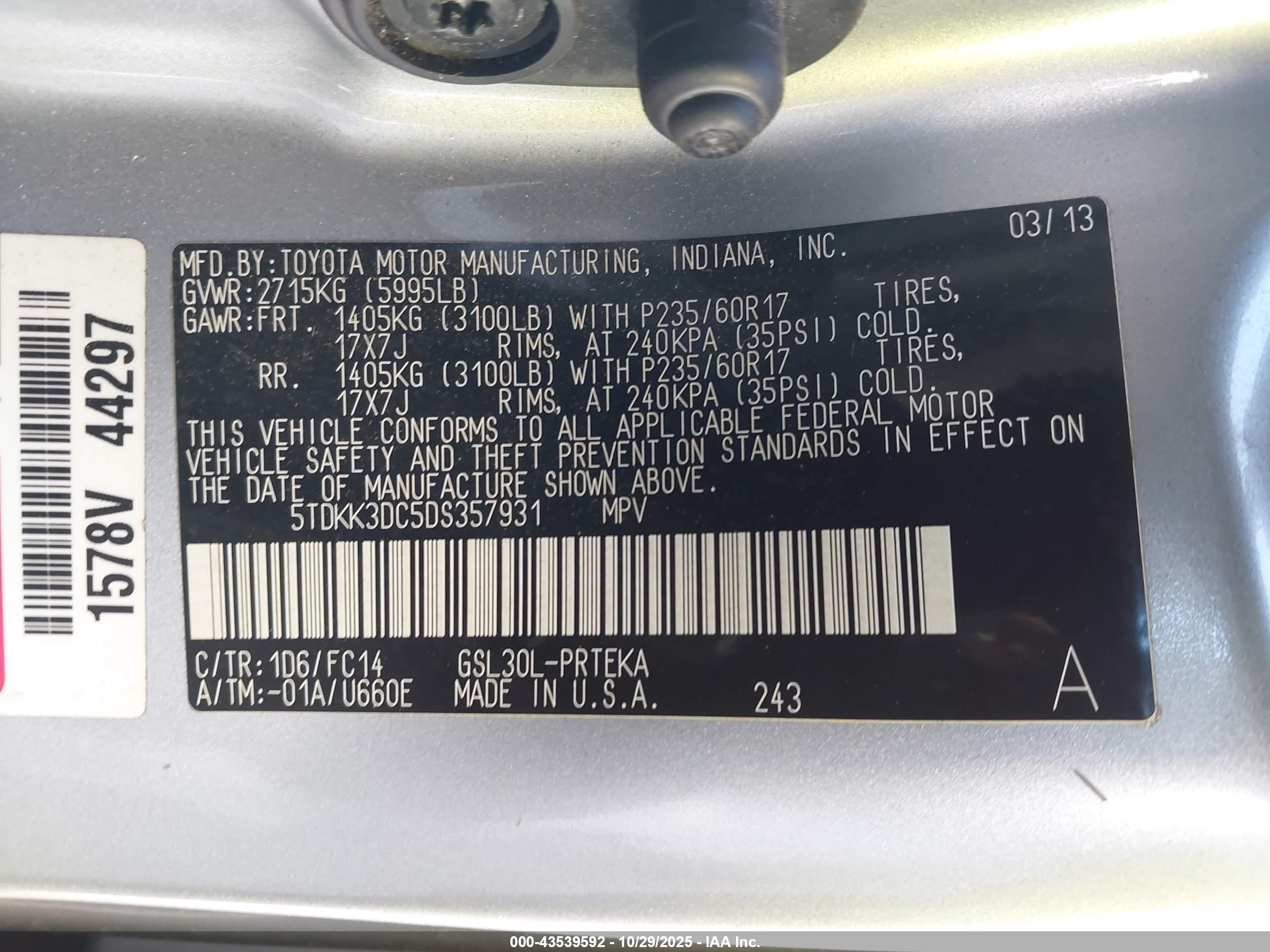 TOYOTA SIENNA image 9