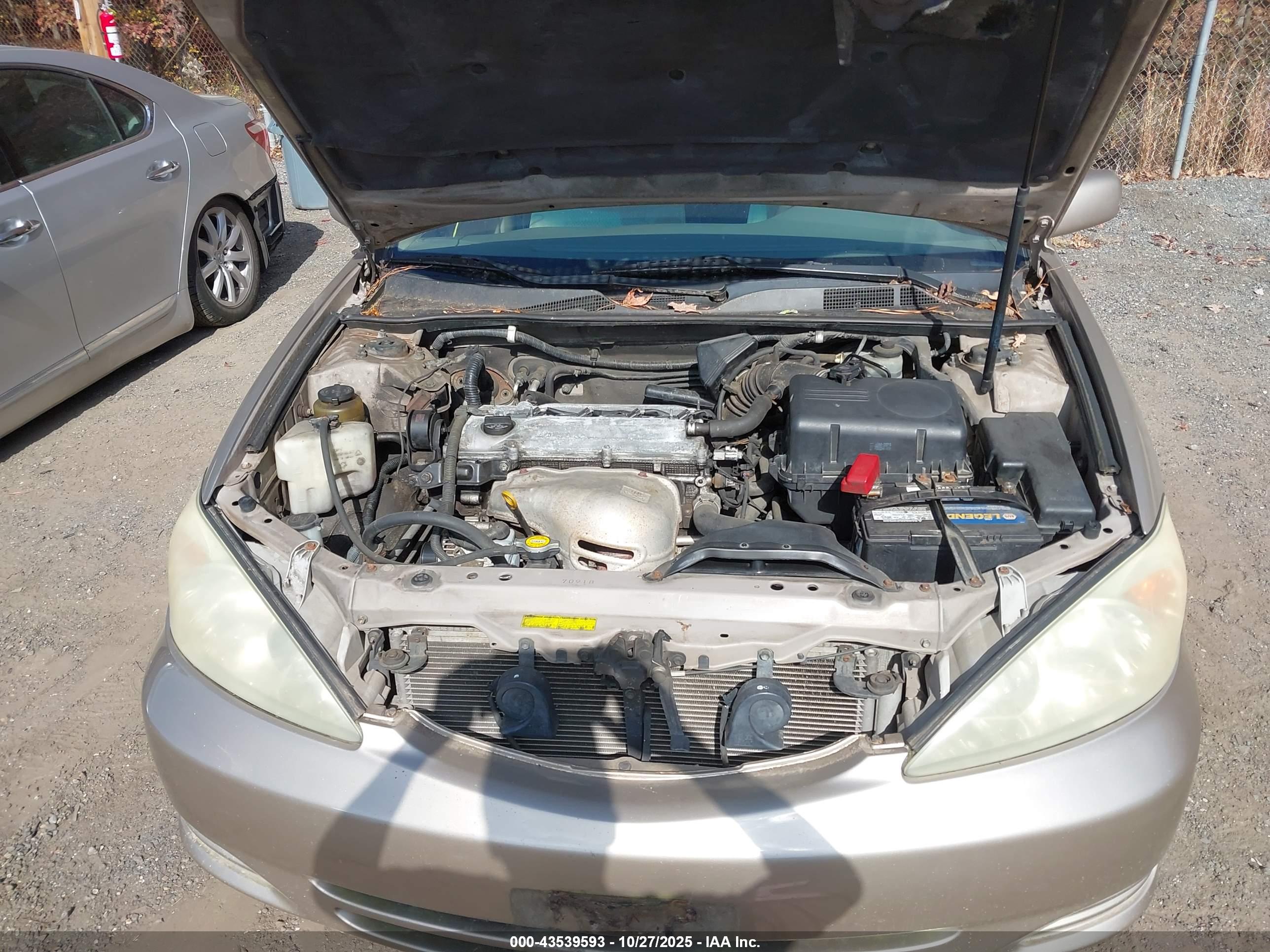 TOYOTA CAMRY image 10