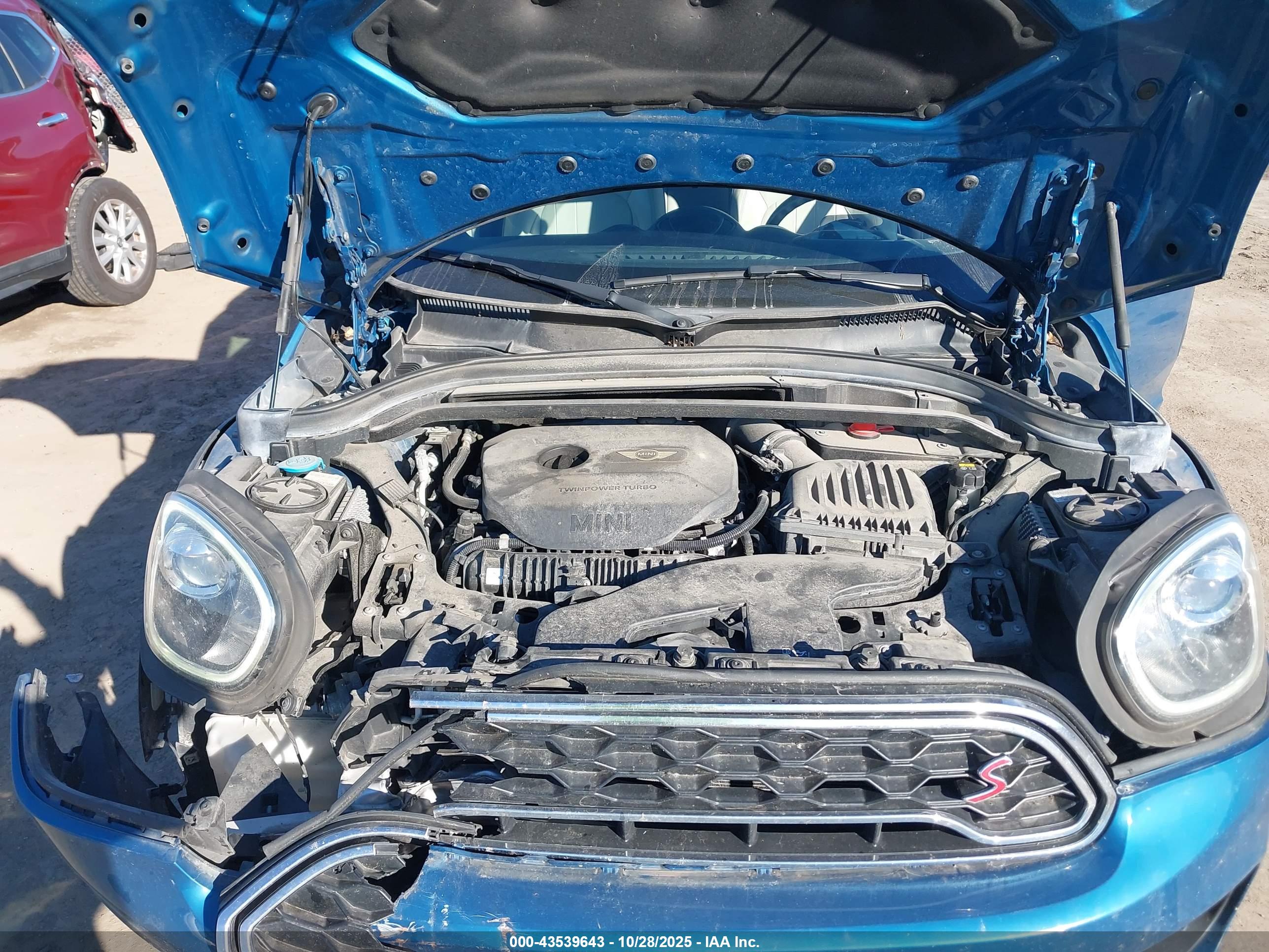 MINI COUNTRYMAN image 10