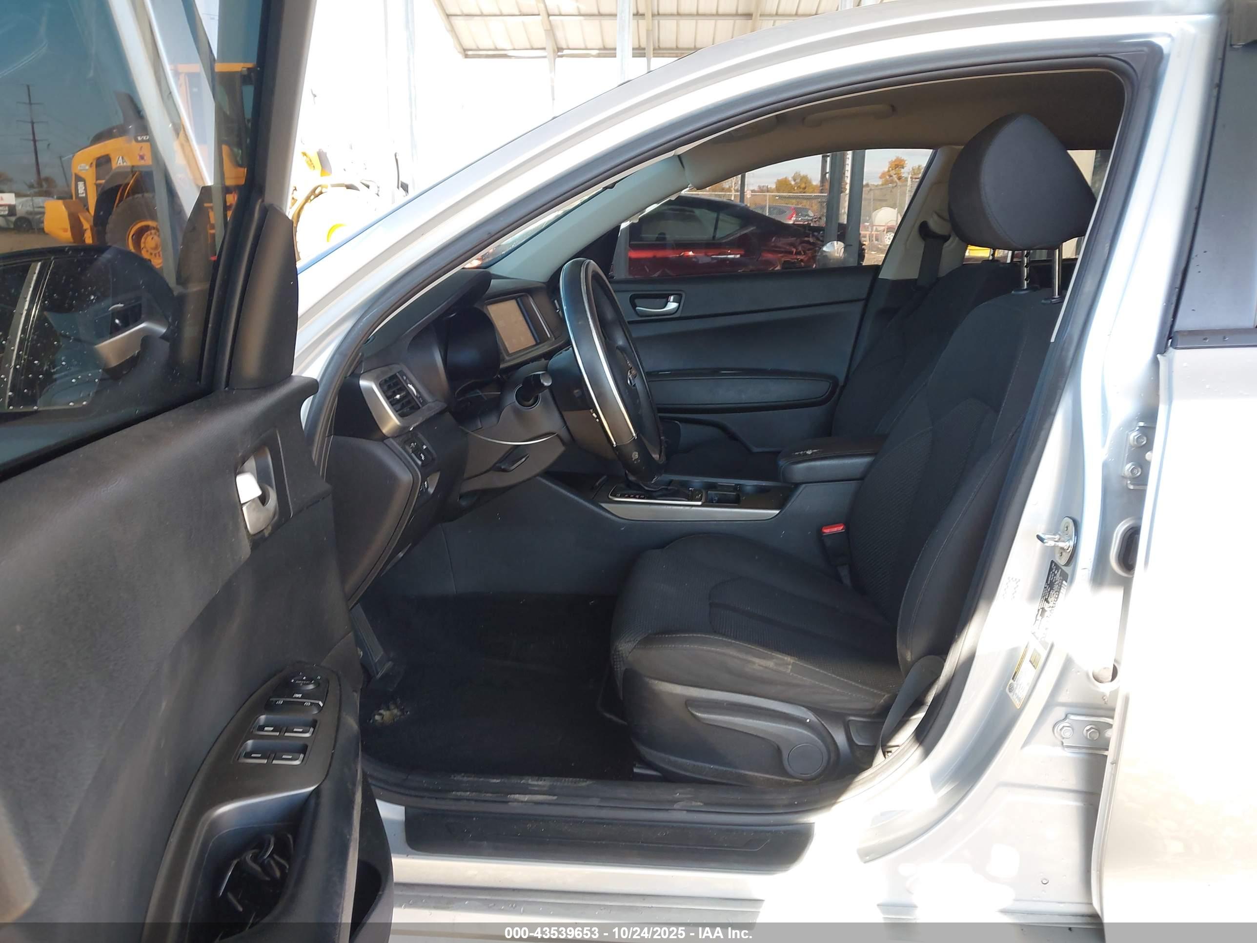 KIA OPTIMA image 5