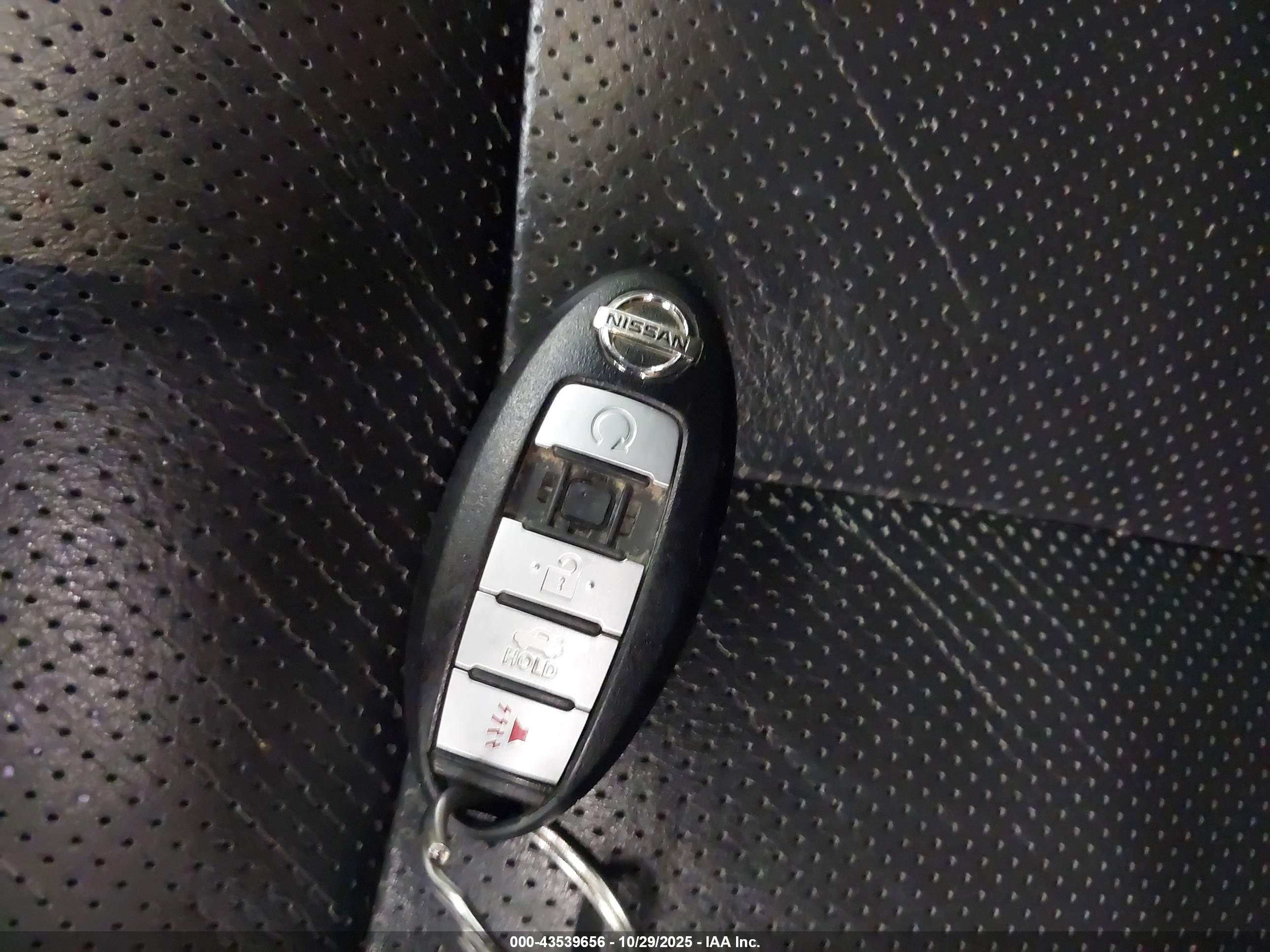 NISSAN ALTIMA image 11