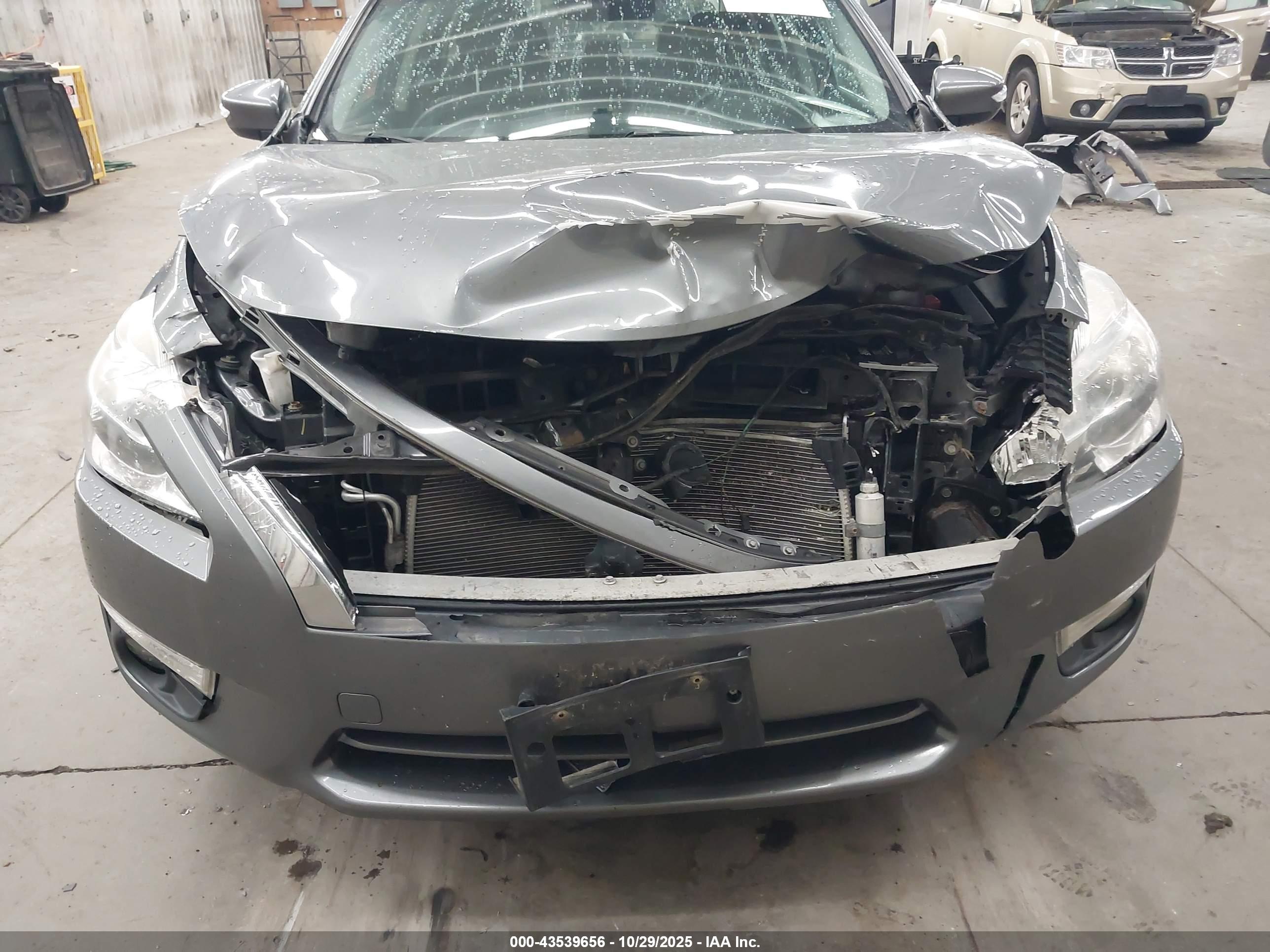NISSAN ALTIMA image 6
