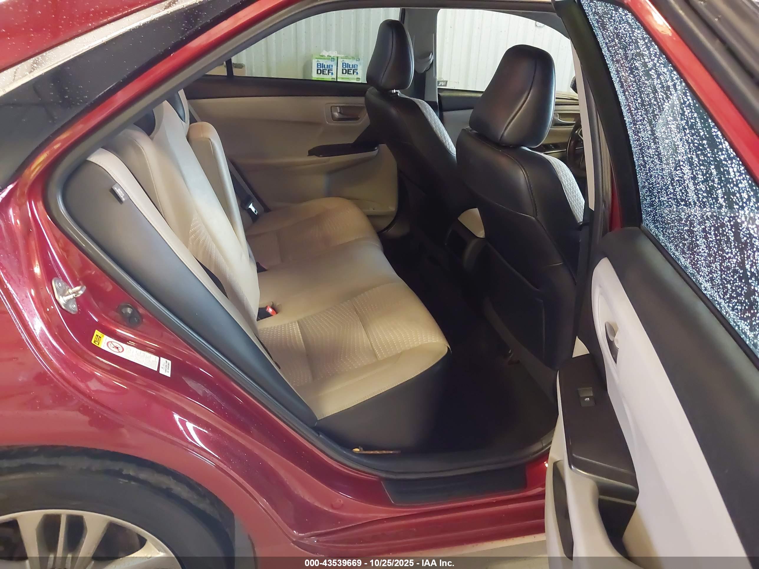 TOYOTA CAMRY image 8