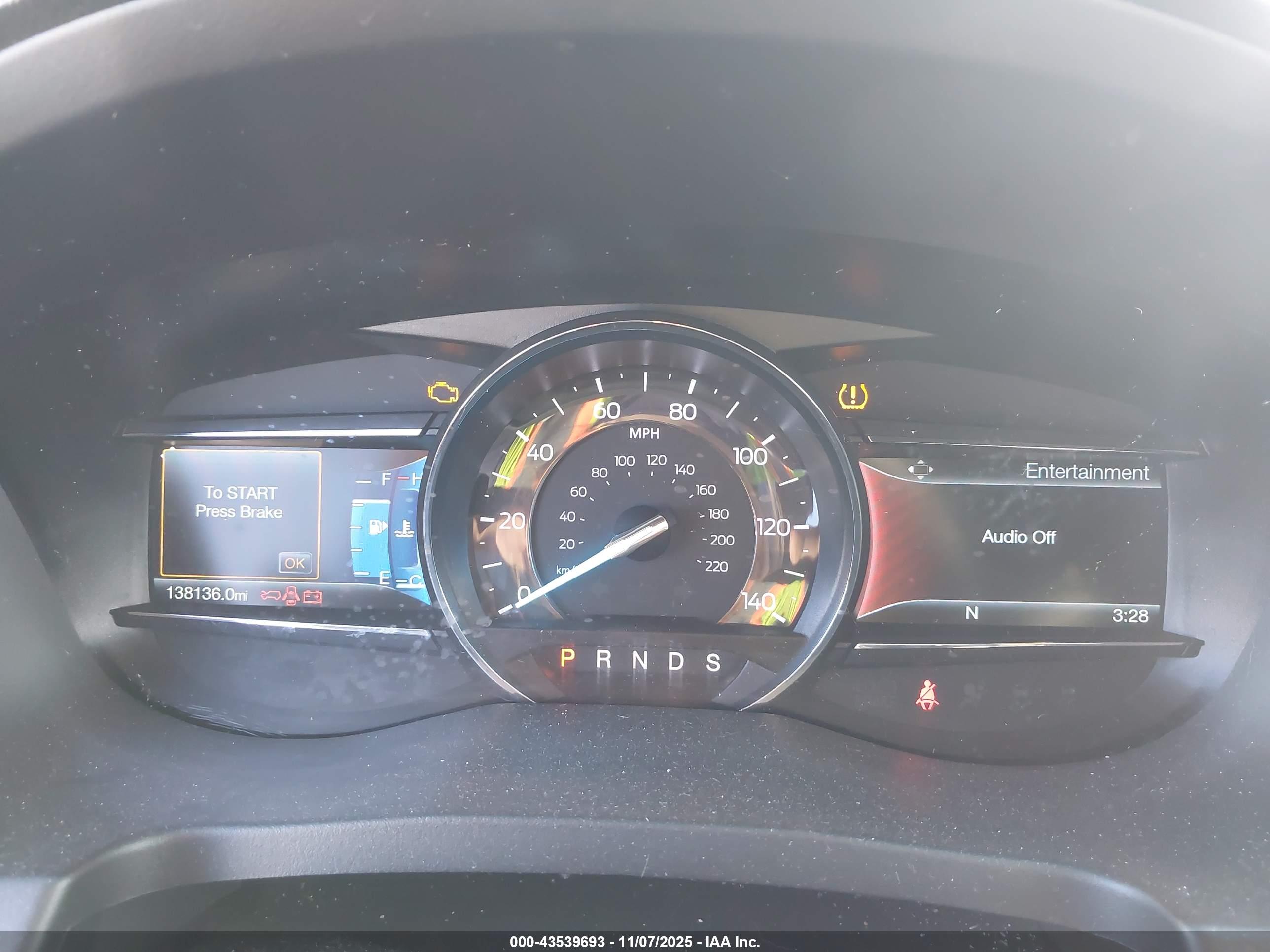 FORD EXPLORER image 7
