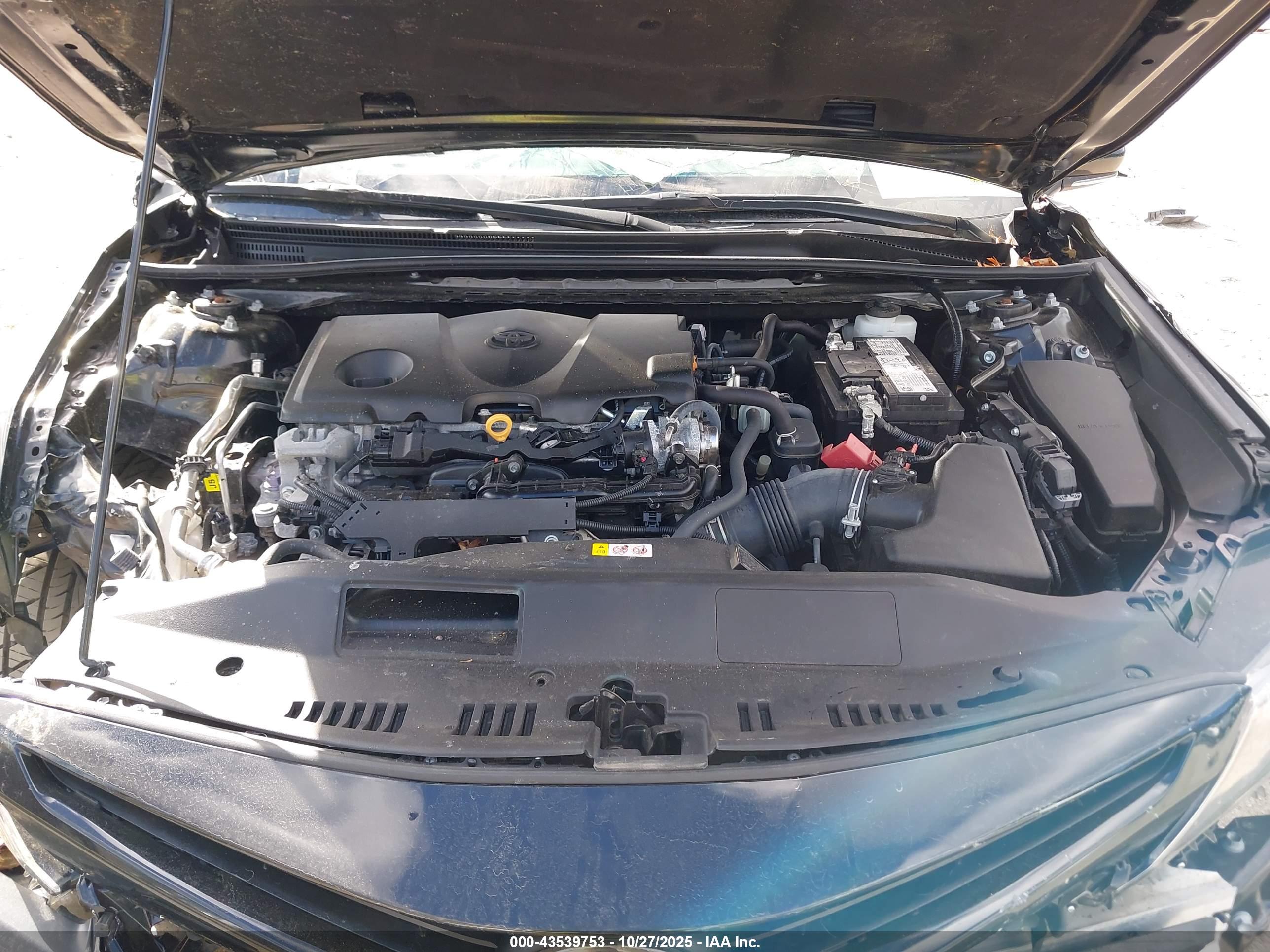 TOYOTA CAMRY image 10