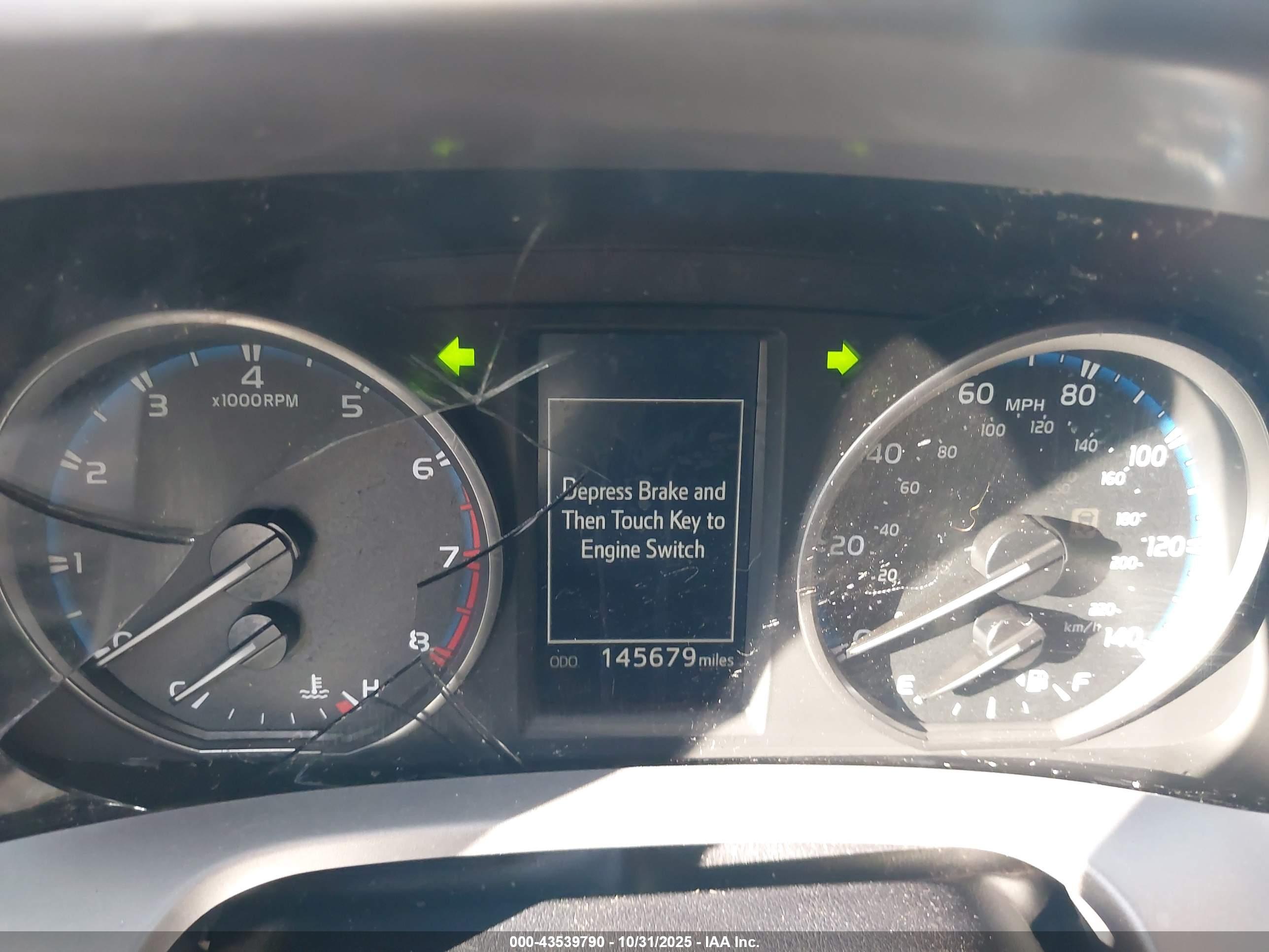 TOYOTA RAV4 image 7