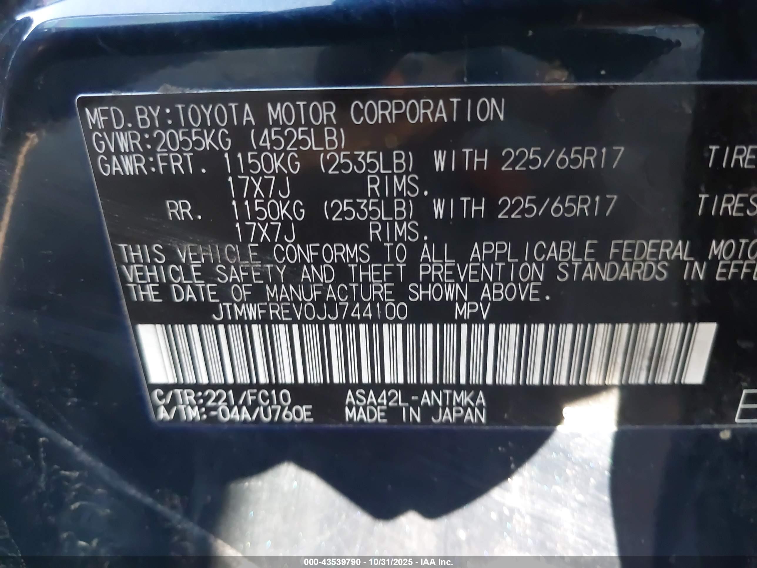 TOYOTA RAV4 image 9