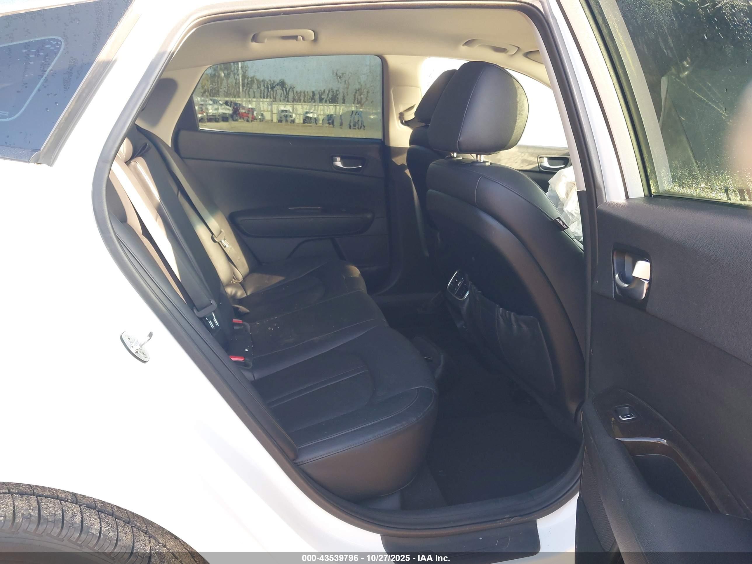 KIA OPTIMA image 8