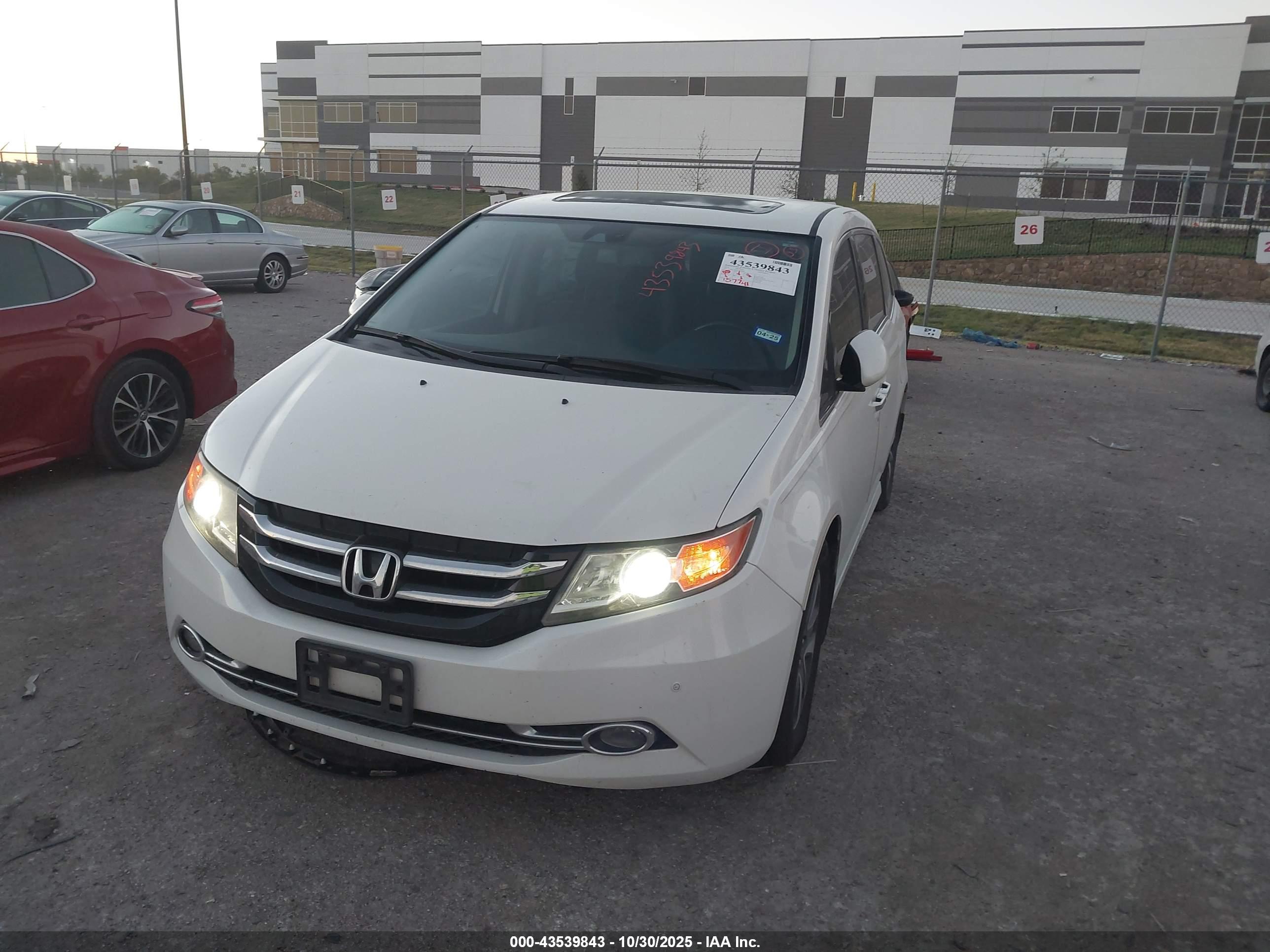 HONDA ODYSSEY image 2