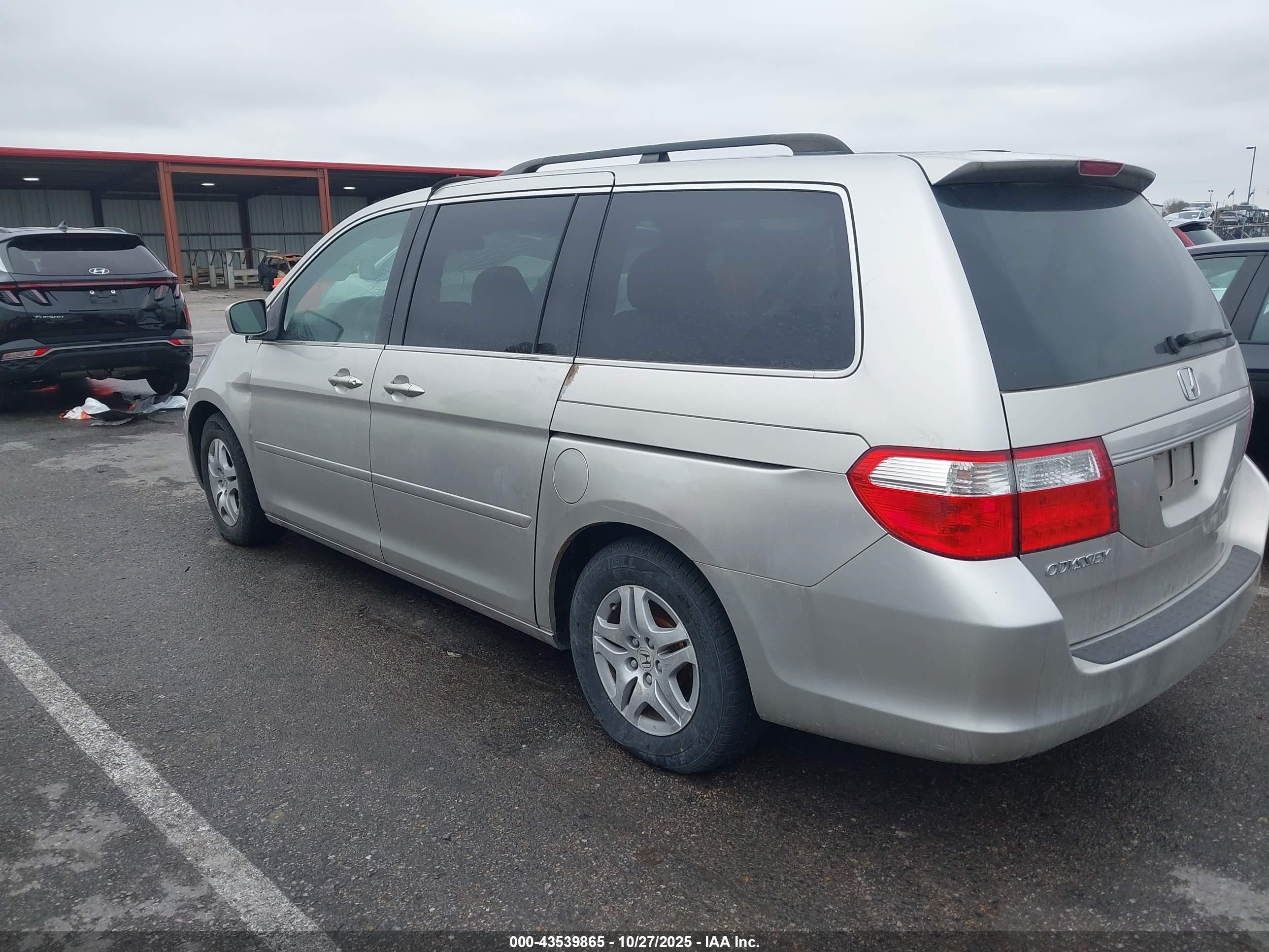 HONDA ODYSSEY image 3