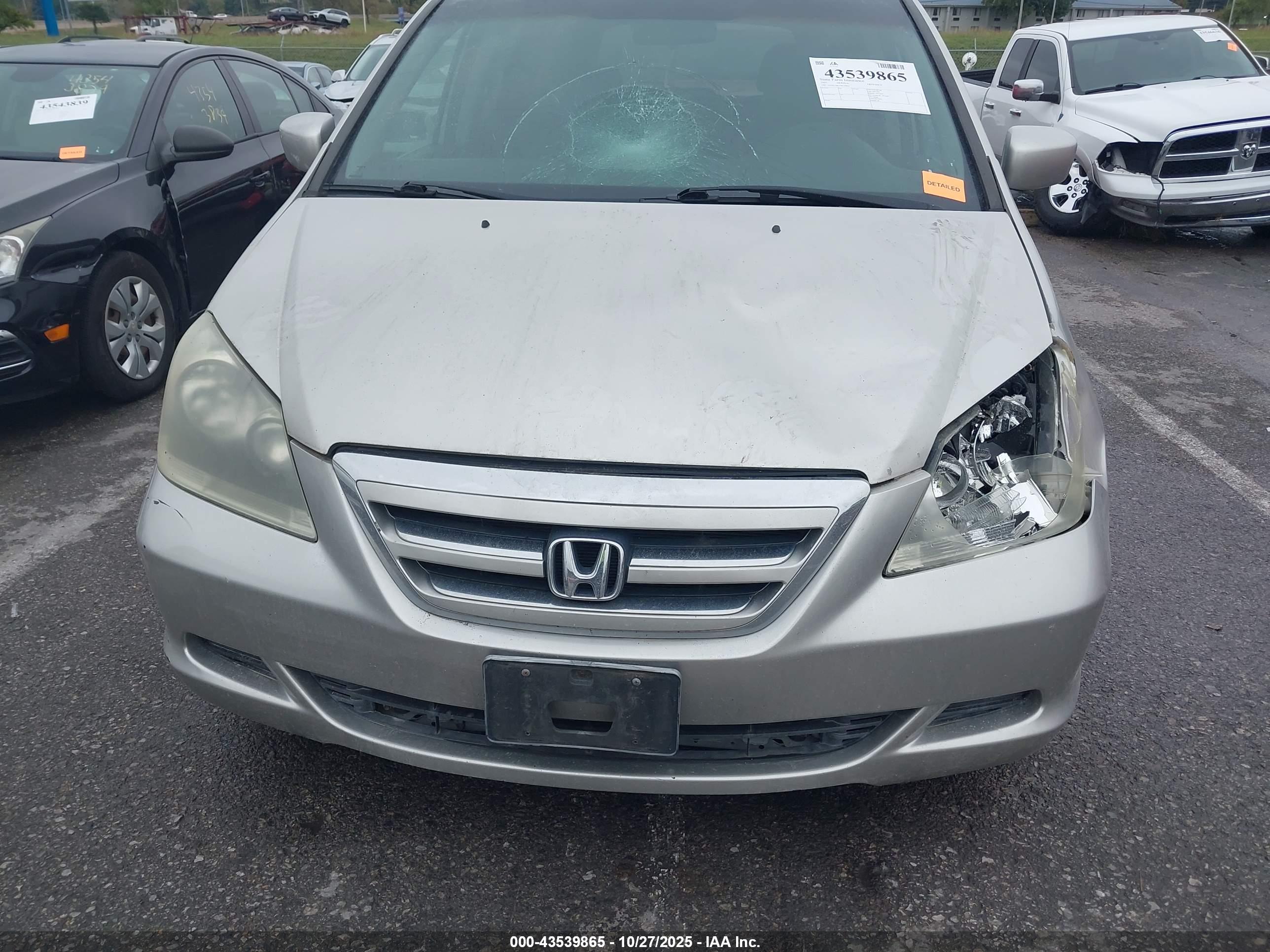 HONDA ODYSSEY image 6