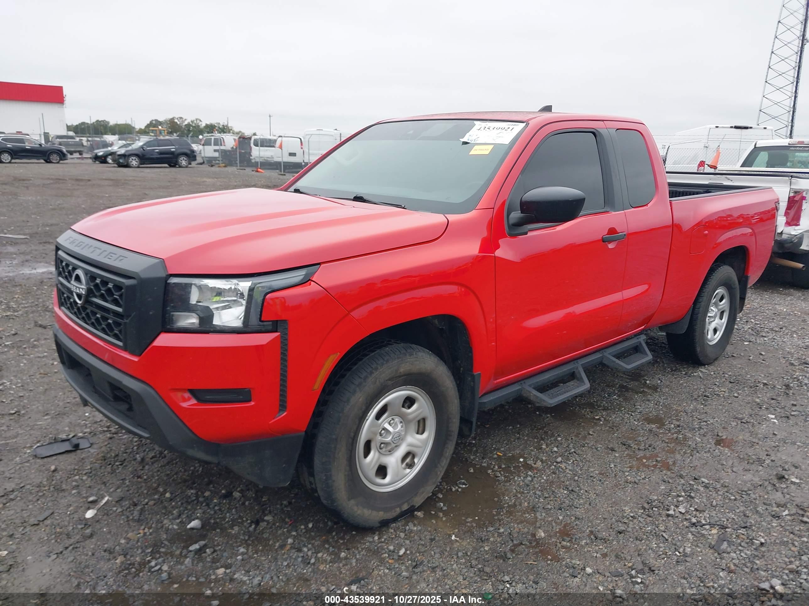 NISSAN FRONTIER image 2