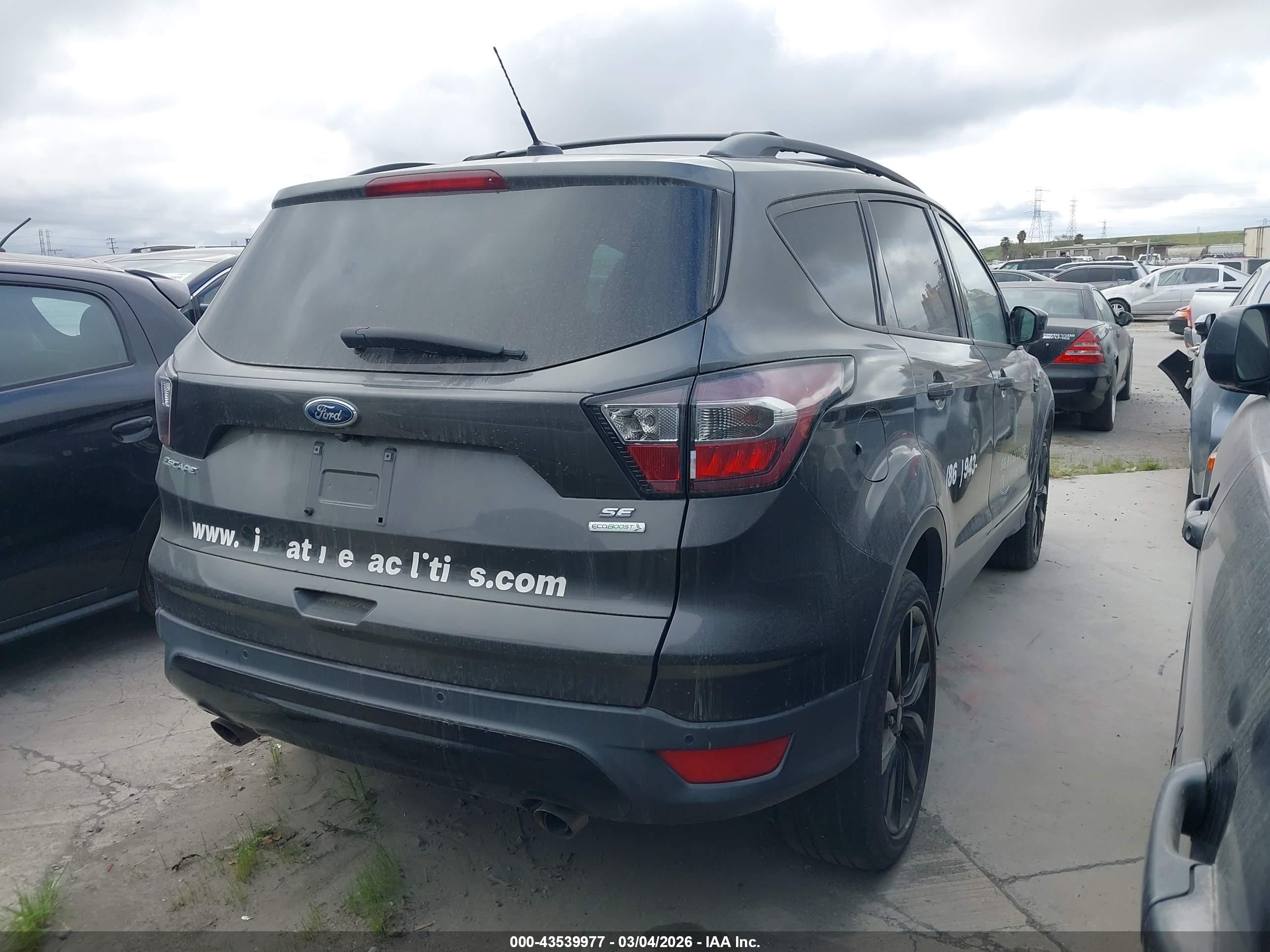 FORD ESCAPE image 4