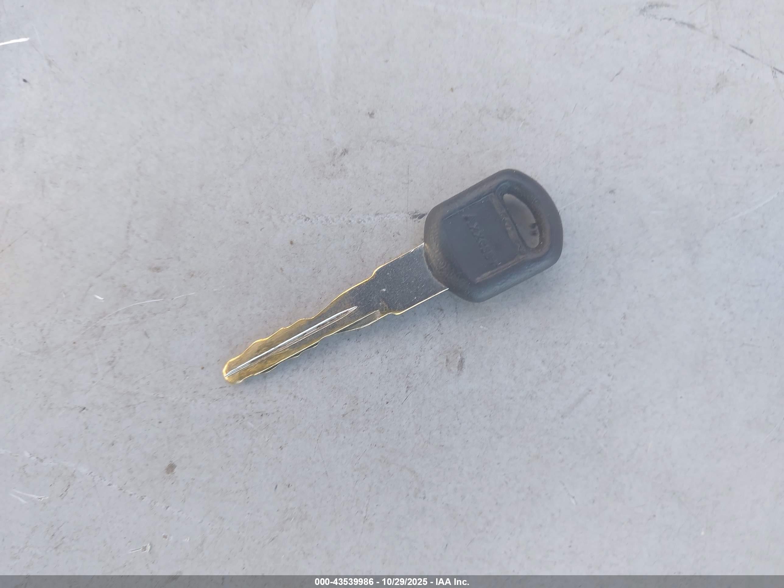 GMC SAFARI image 11