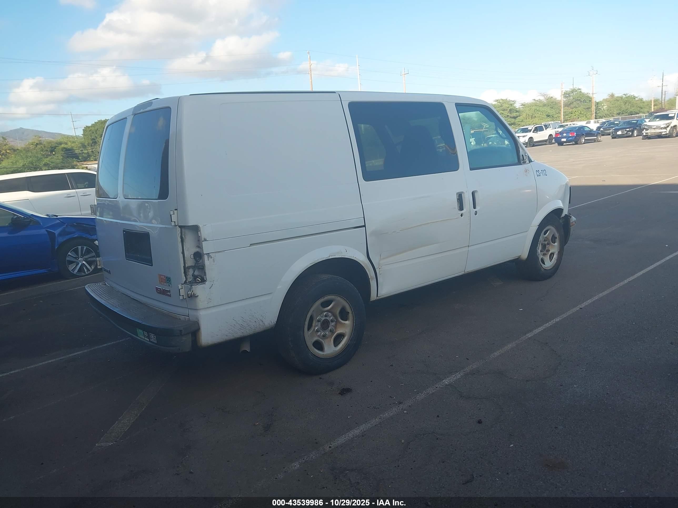 GMC SAFARI image 4