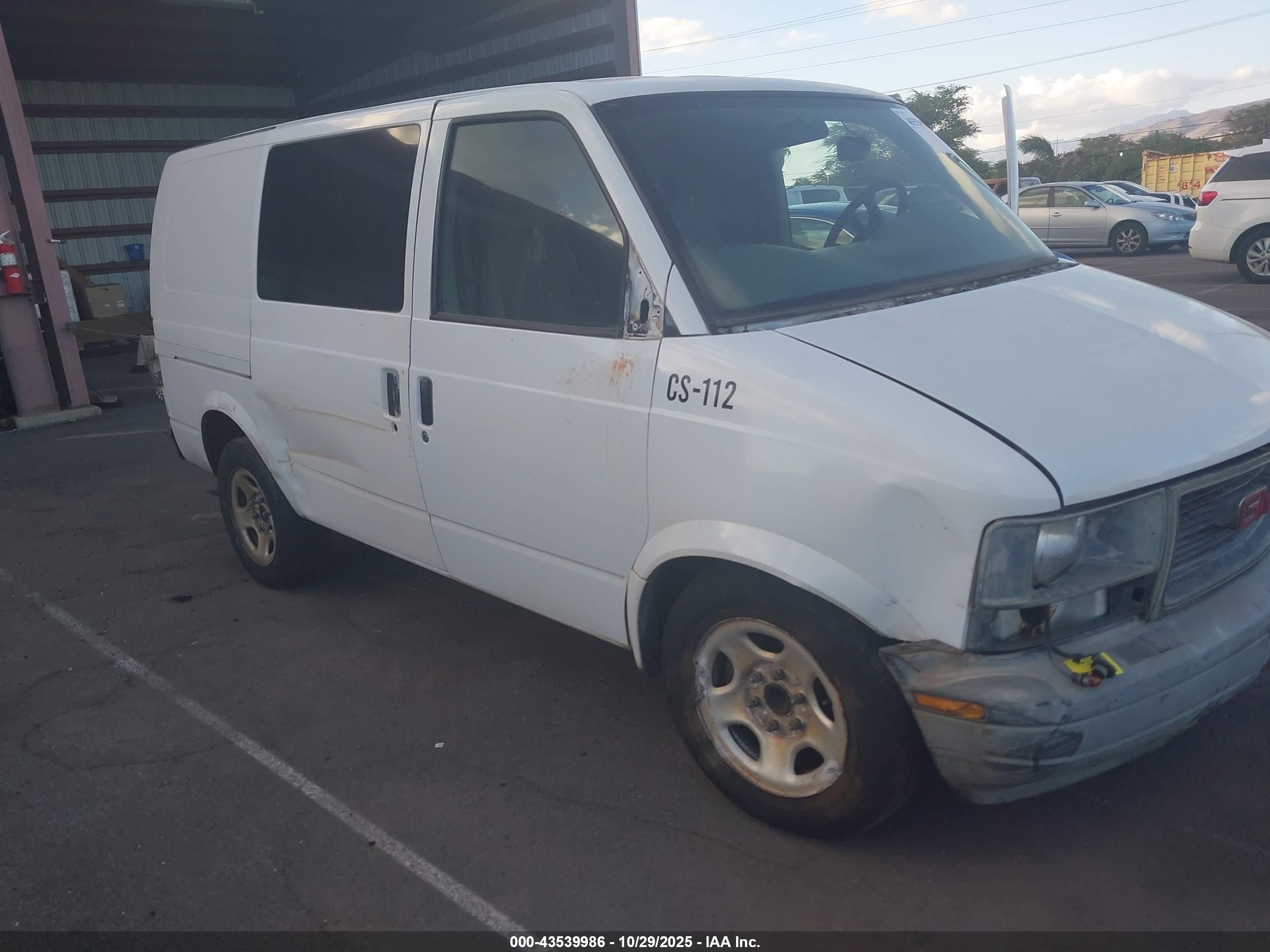GMC SAFARI image 6