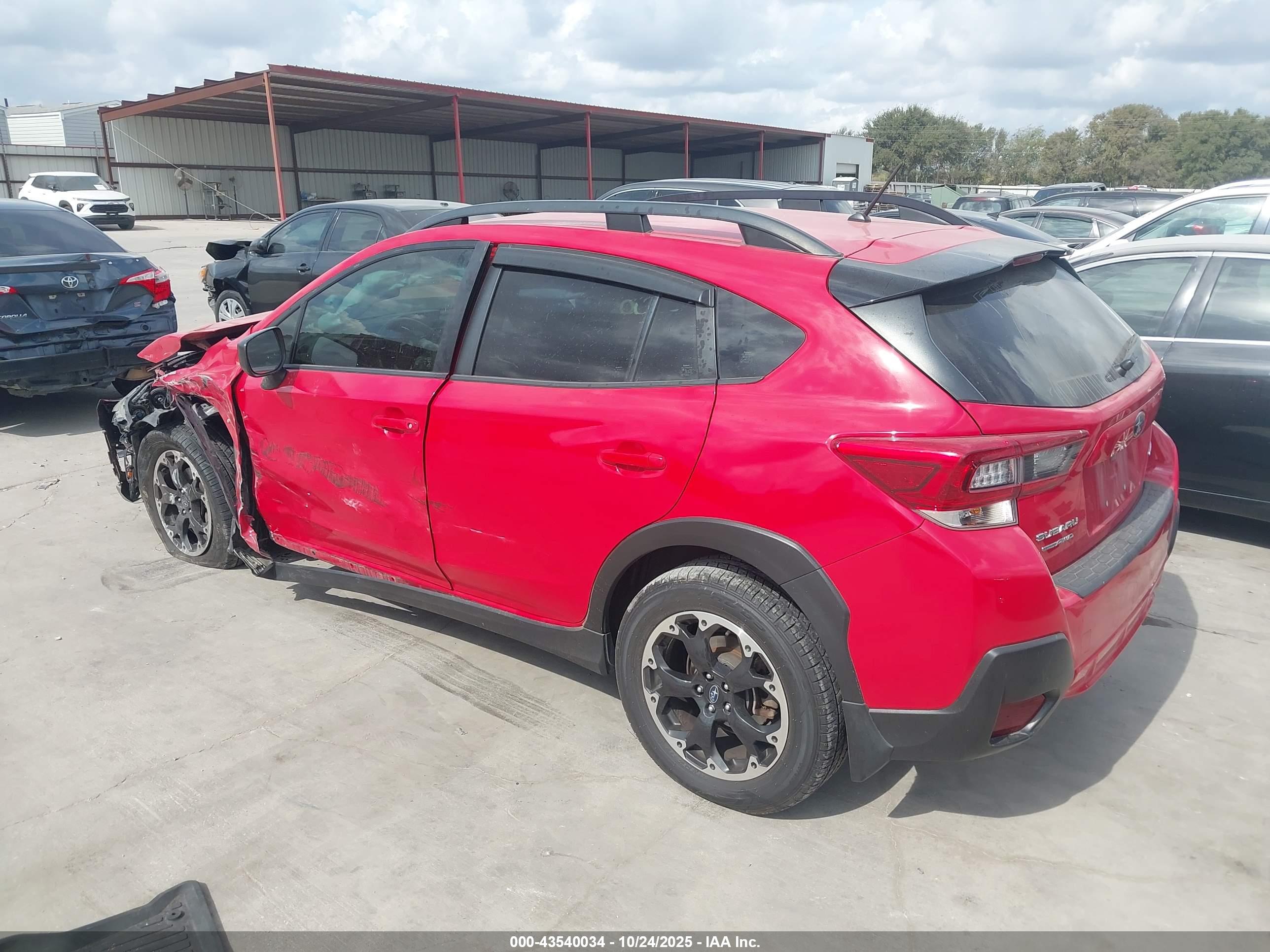 SUBARU CROSSTREK image 3
