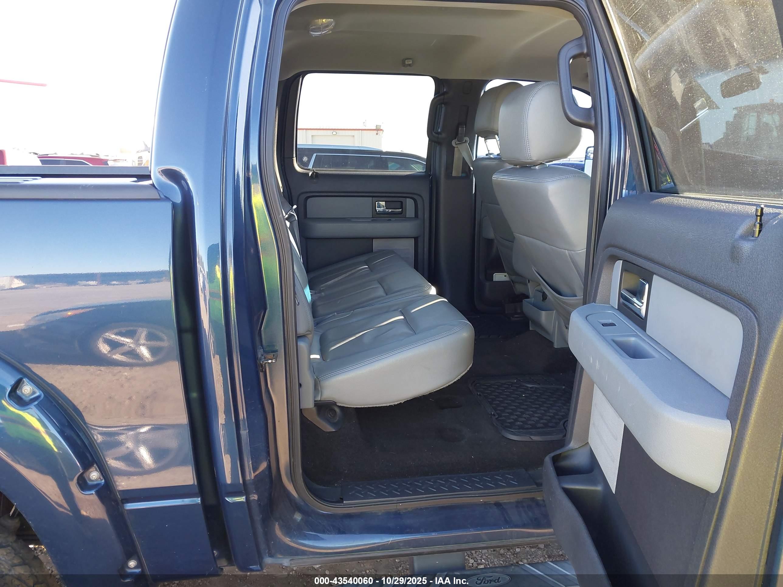 FORD F-150 image 8