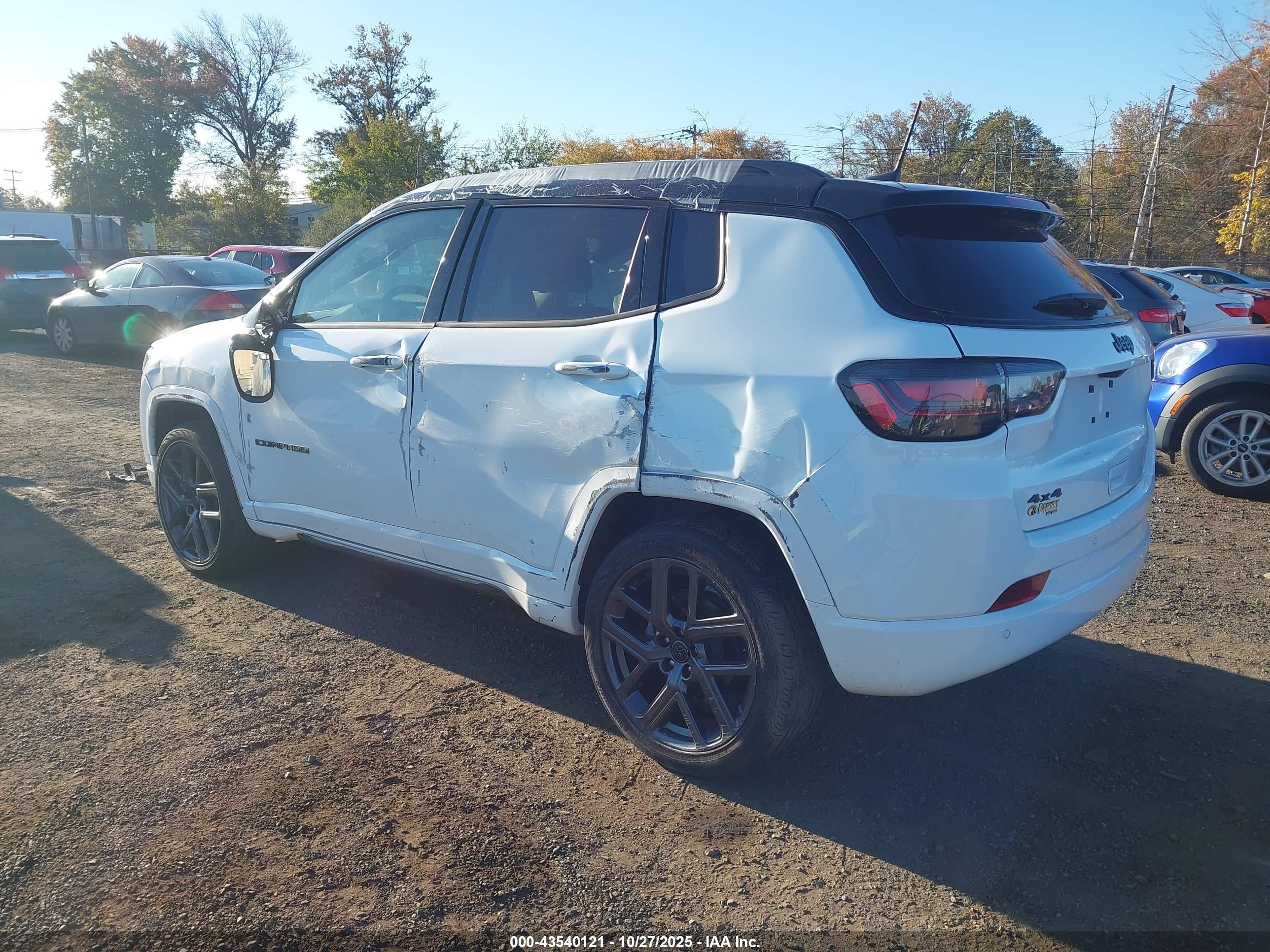JEEP COMPASS image 3