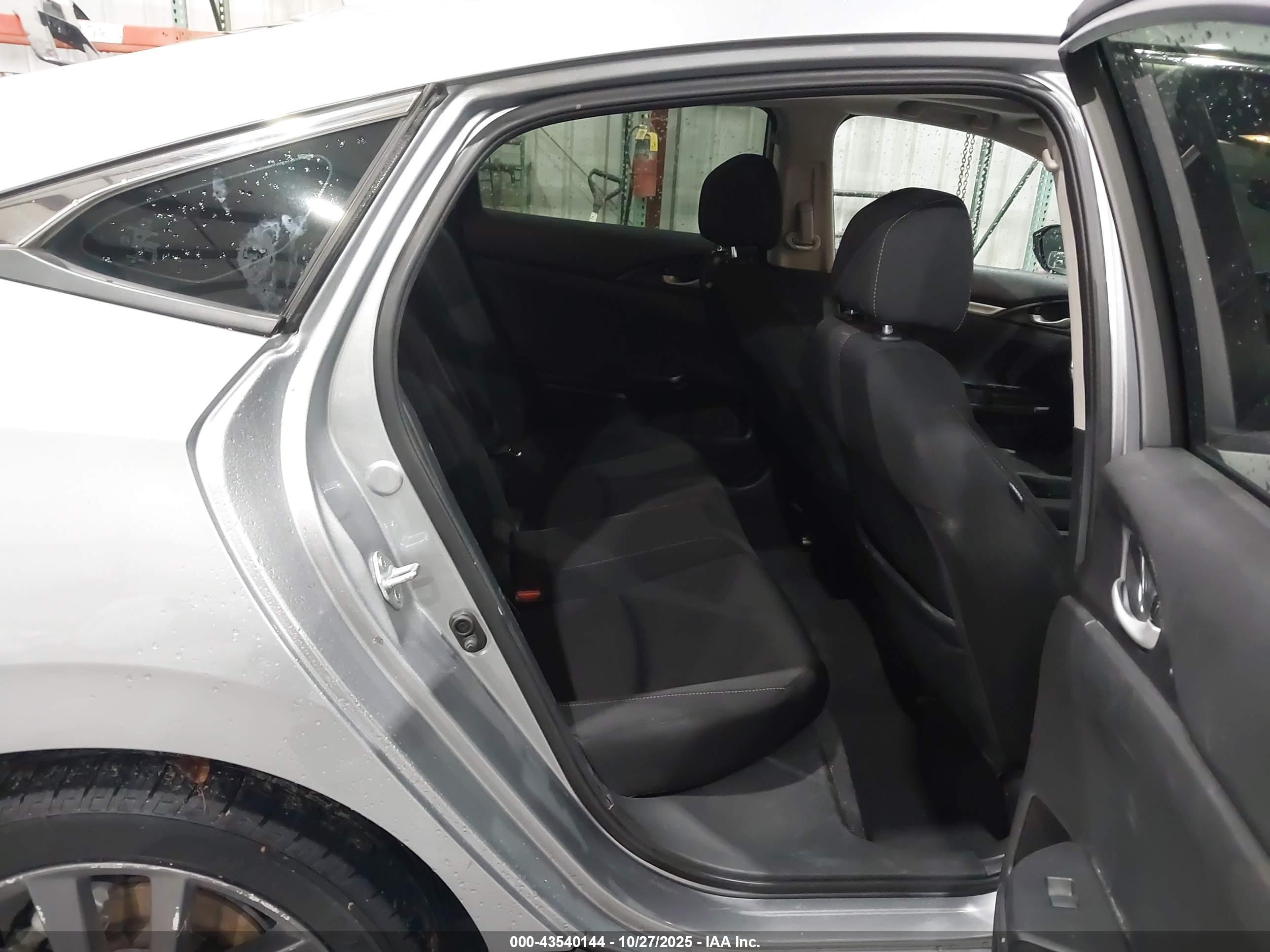 HONDA CIVIC image 8