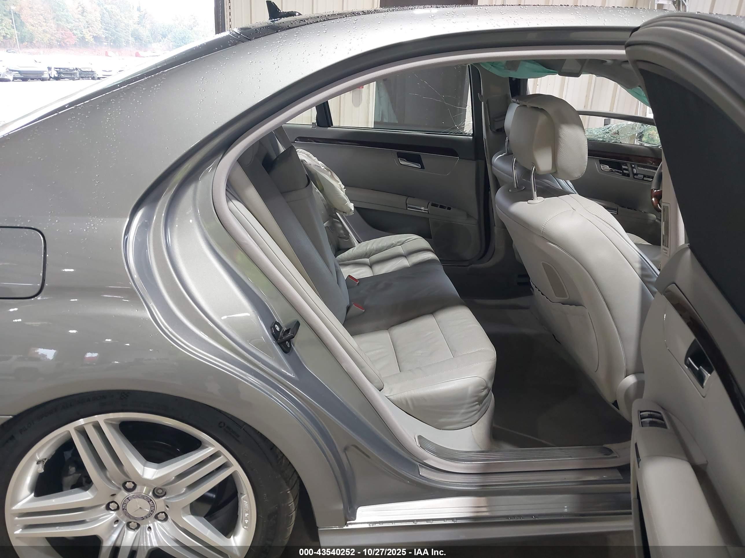 MERCEDES-BENZ S image 8