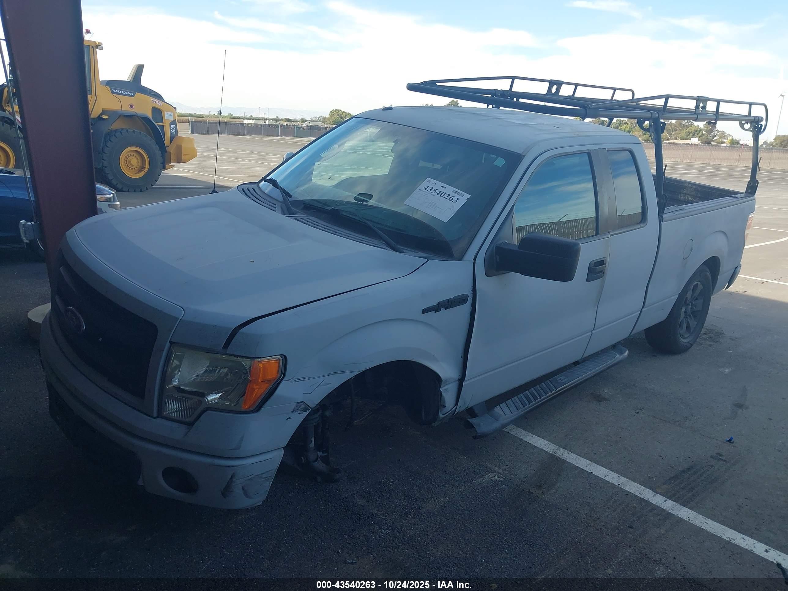 FORD F-150 image 2