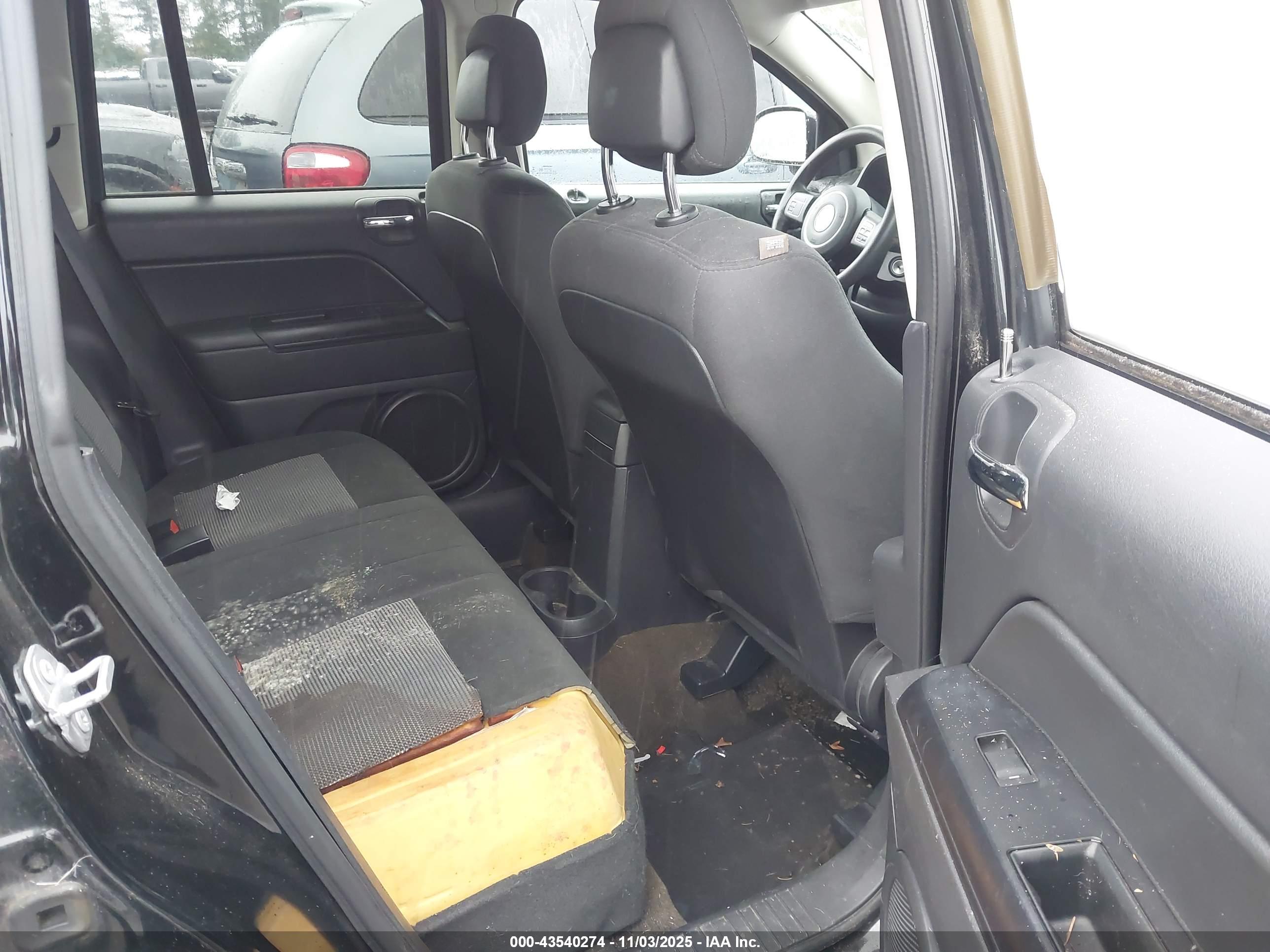 JEEP COMPASS image 8