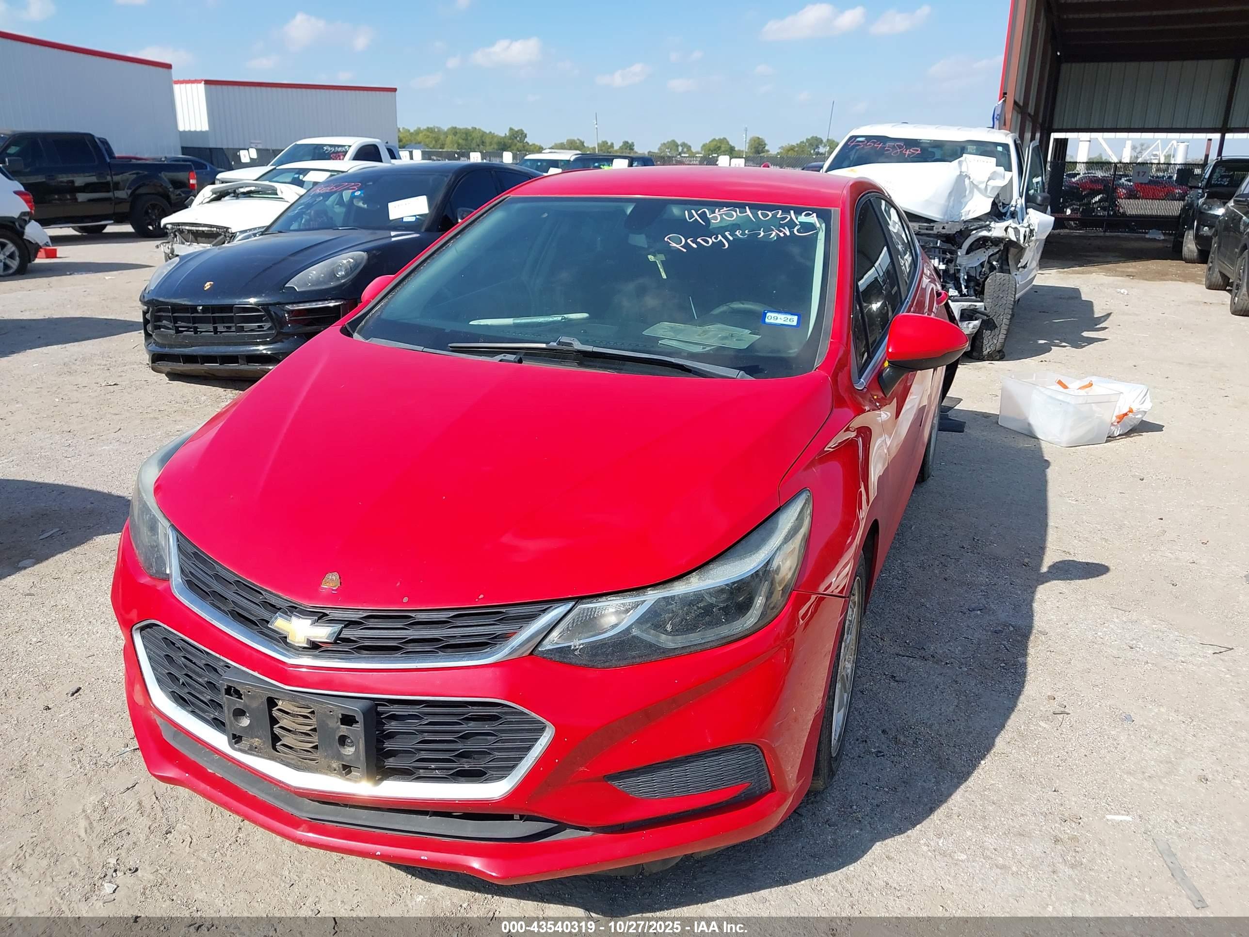 CHEVROLET CRUZE image 2