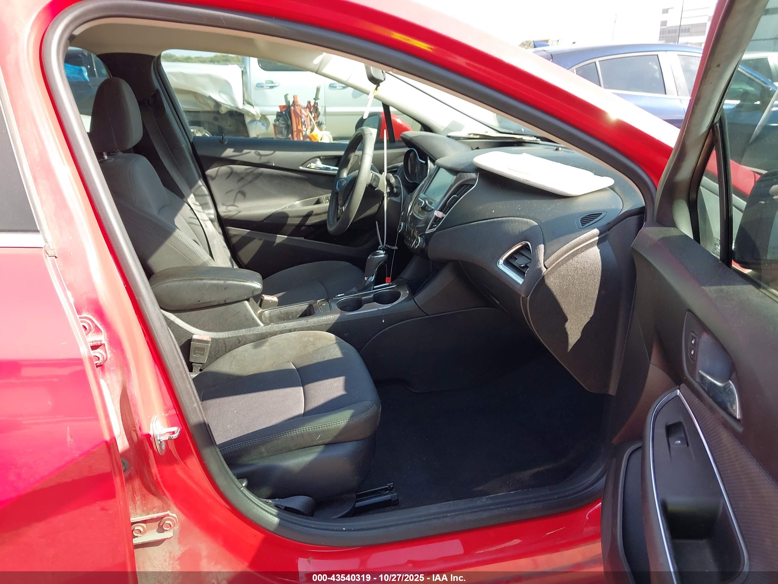 CHEVROLET CRUZE image 5
