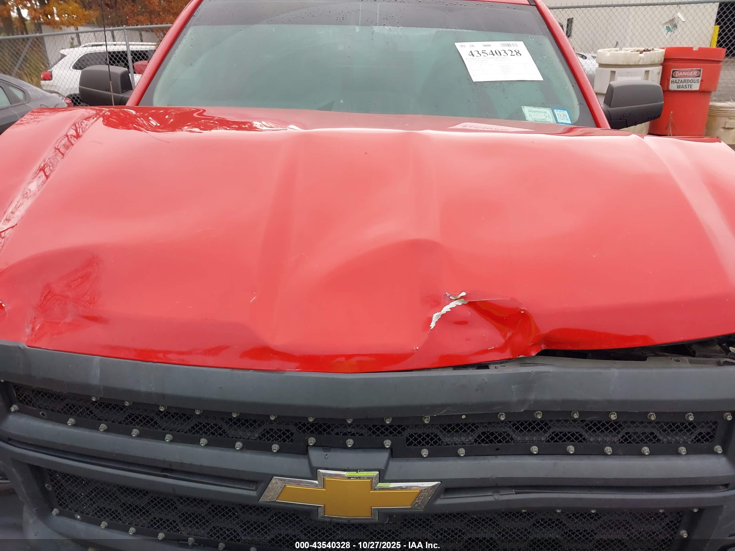 CHEVROLET SILVERADO image 10
