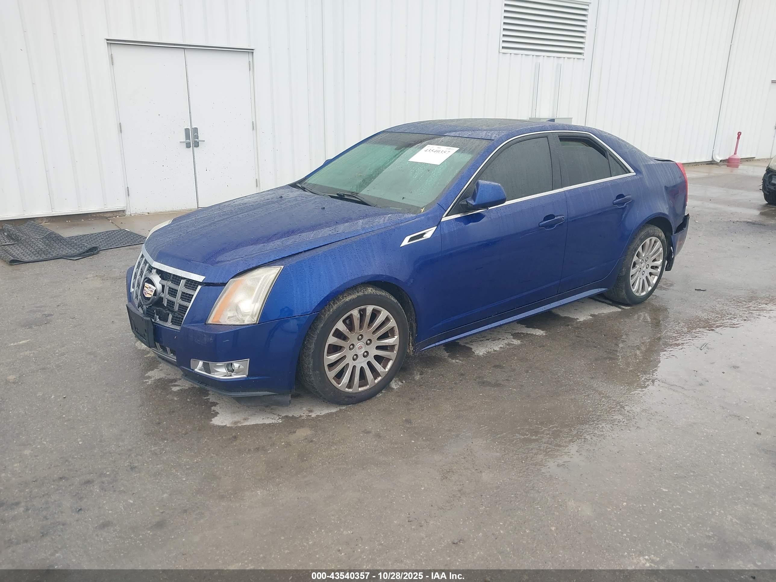 CADILLAC CTS image 2