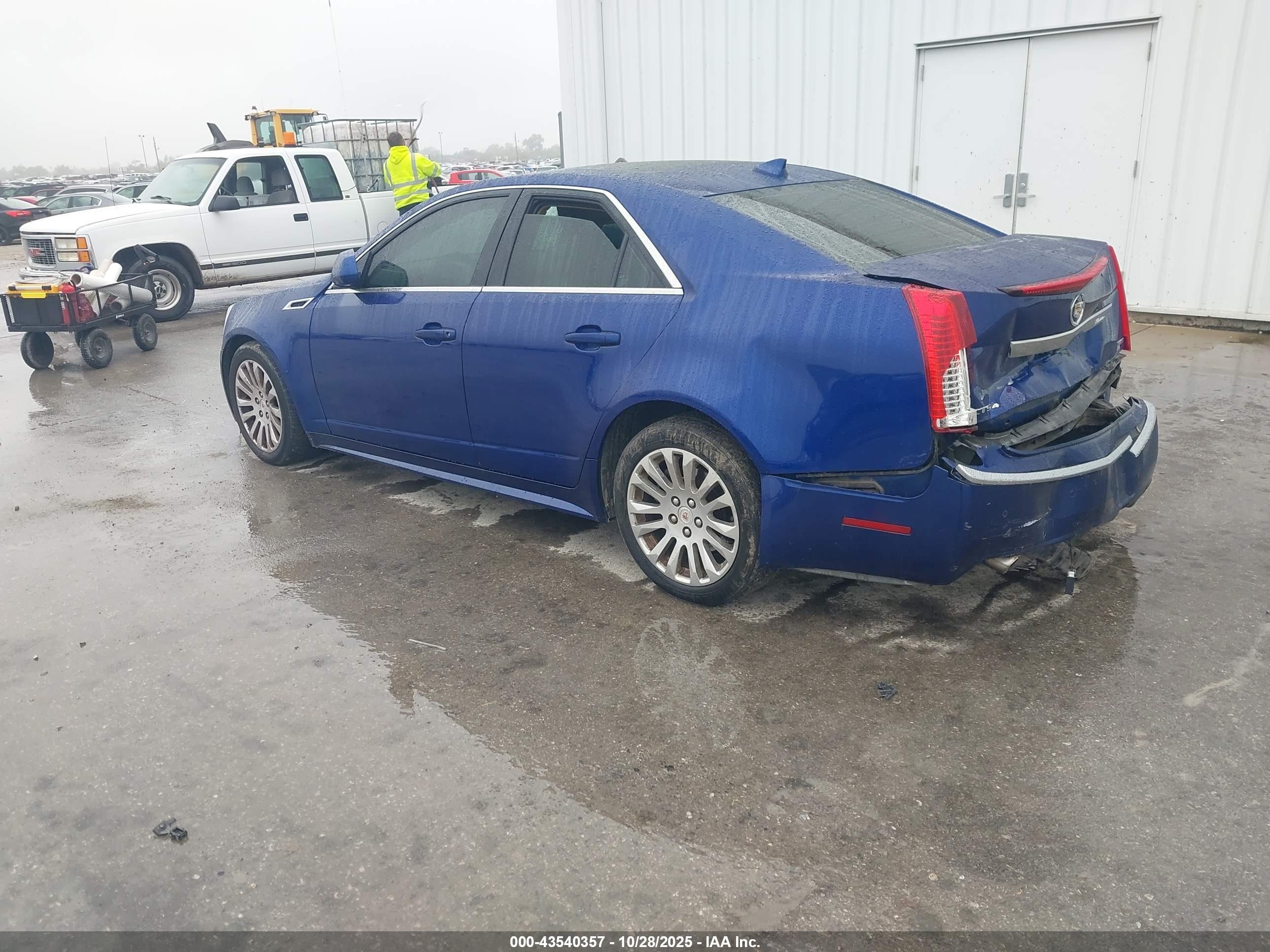 CADILLAC CTS image 3