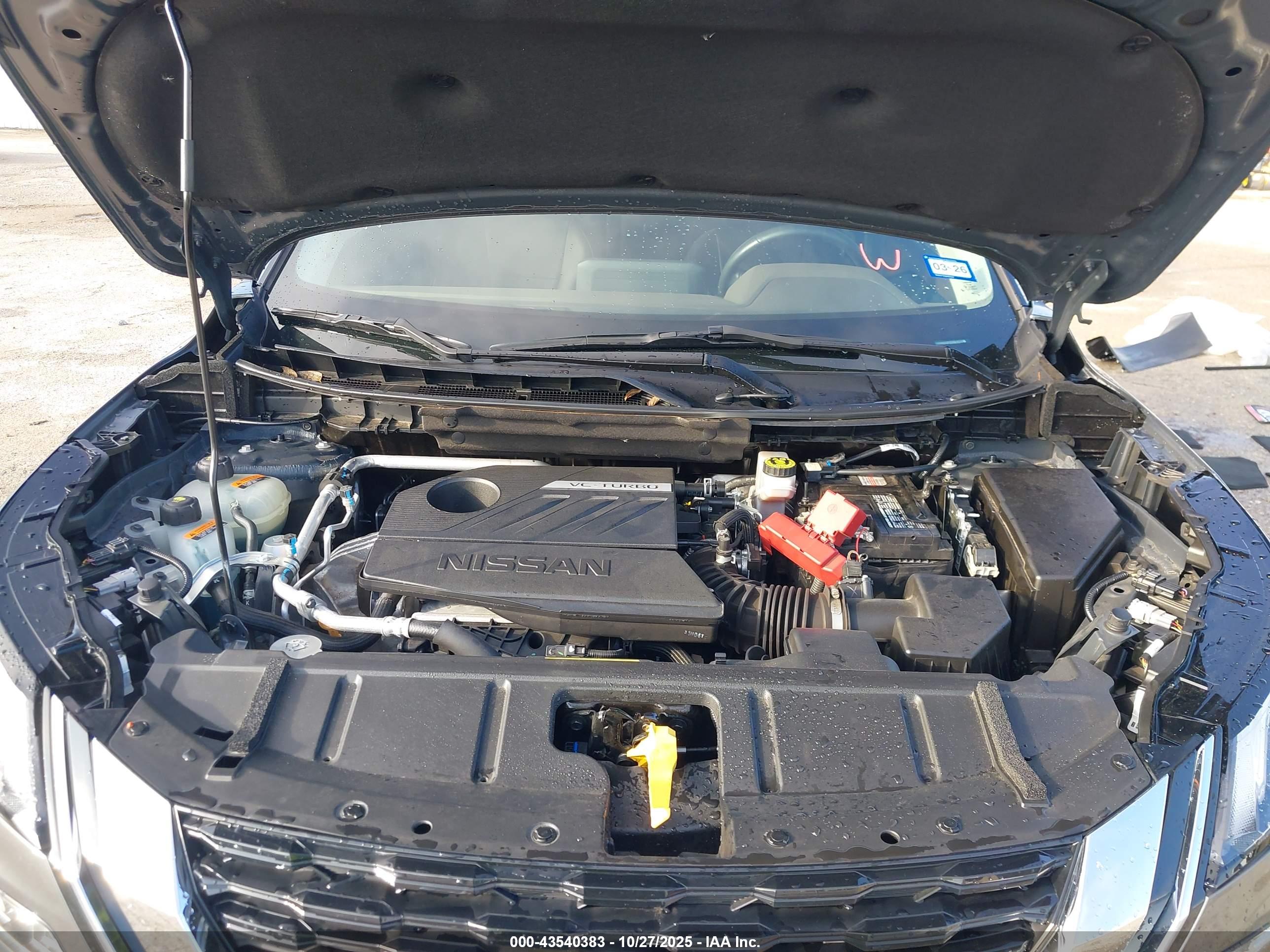NISSAN ROGUE image 10