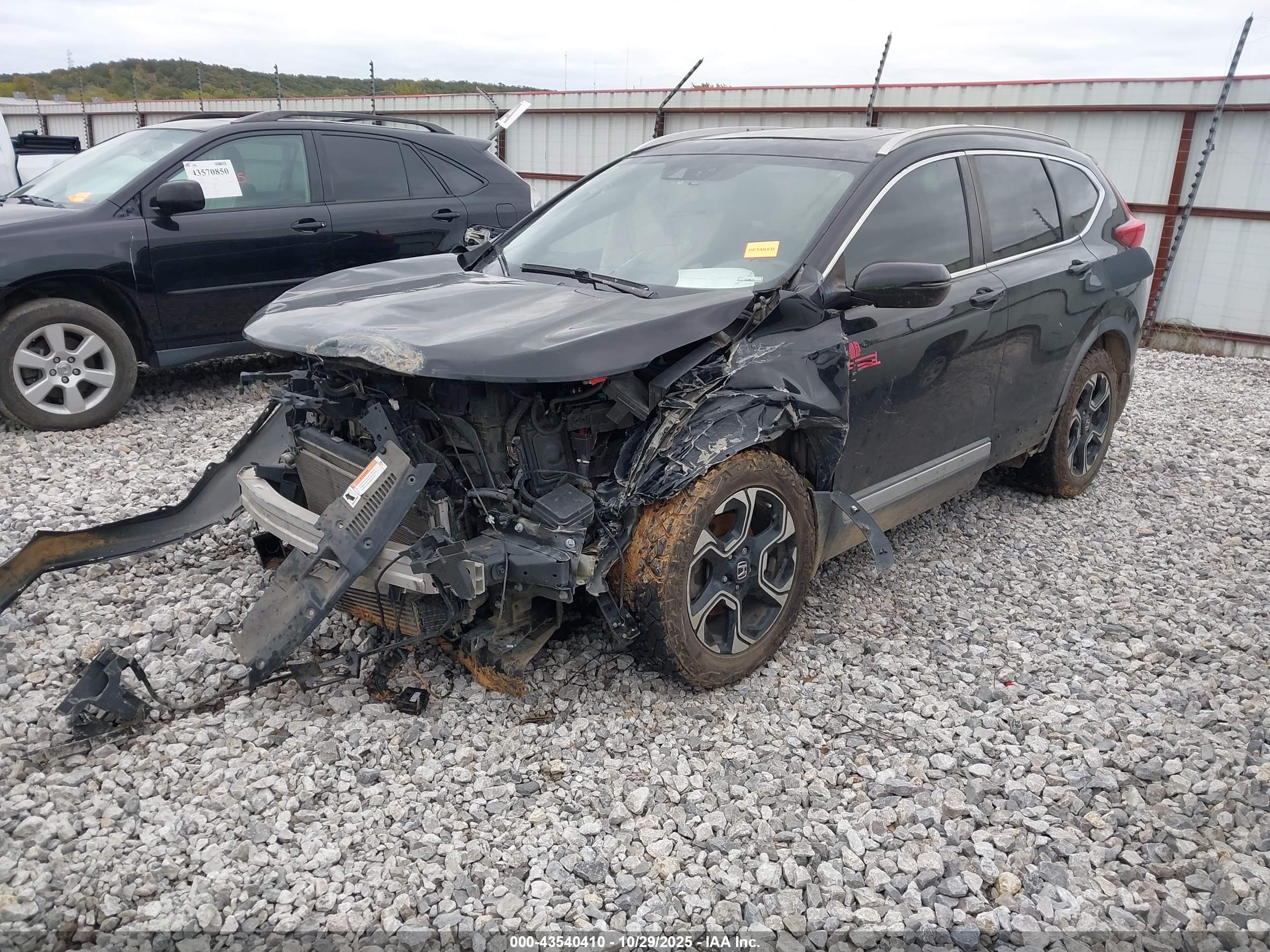 HONDA CR-V image 2