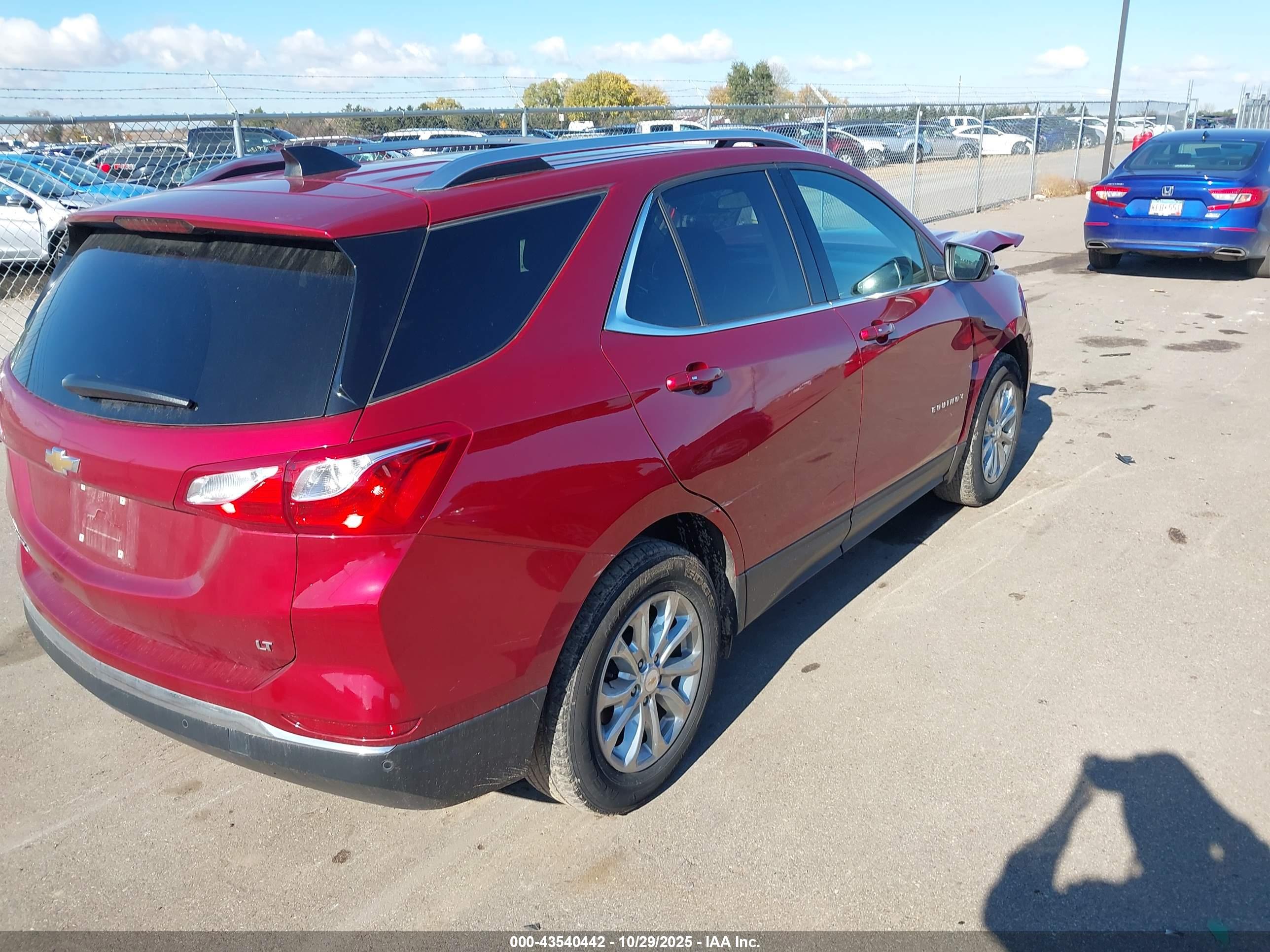 CHEVROLET EQUINOX image 4