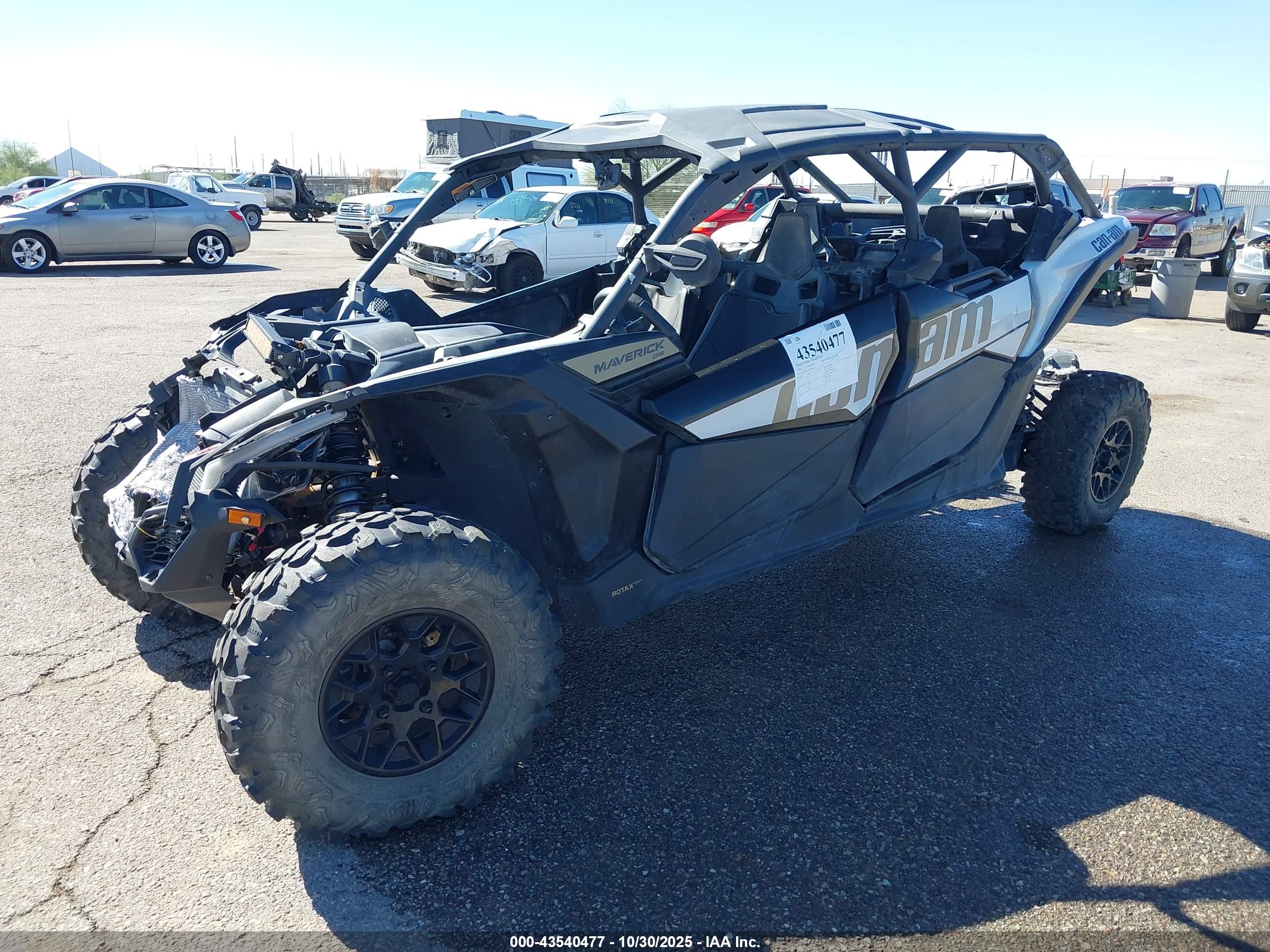 CAN-AM MAVERICK image 2