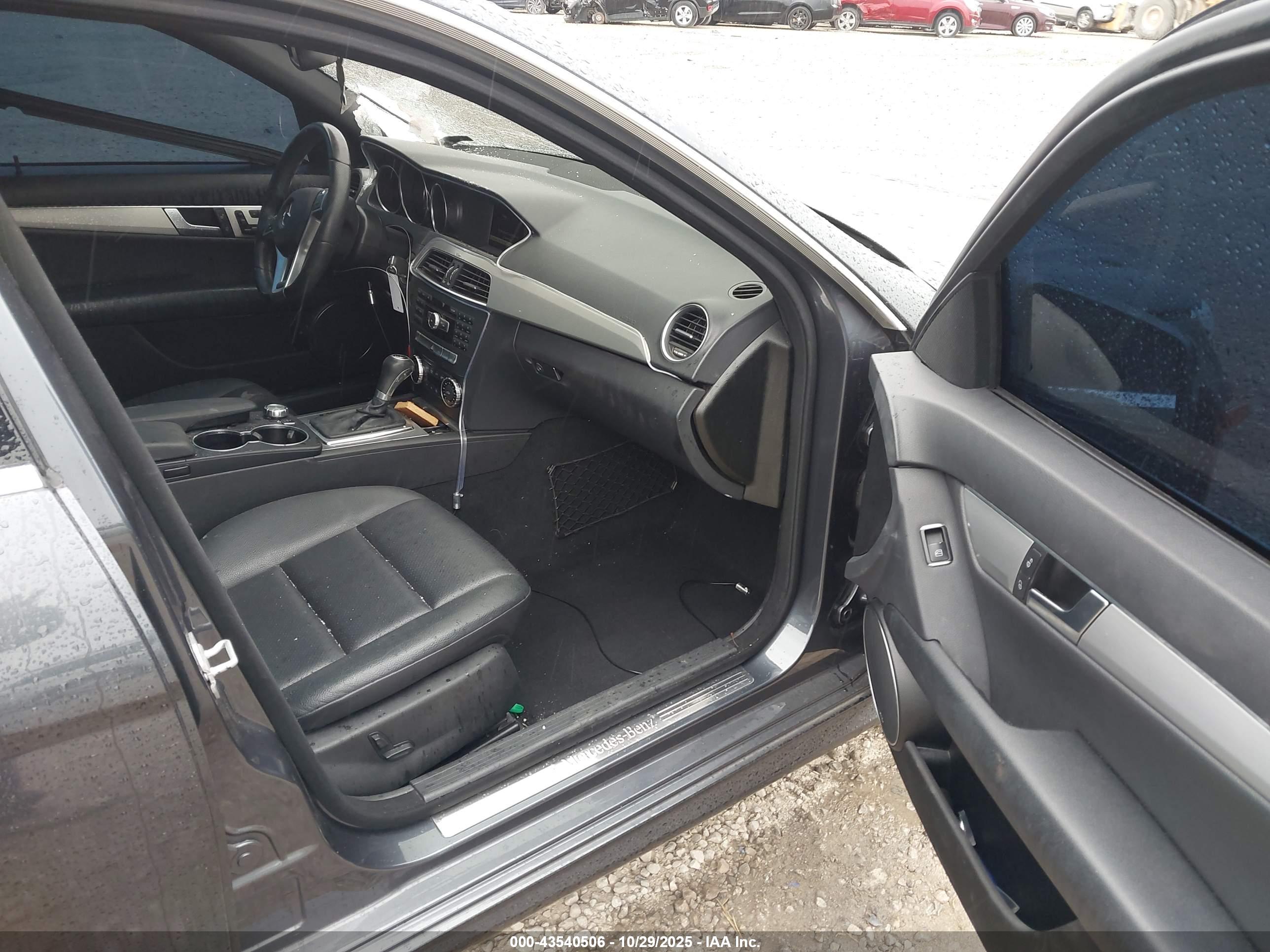 MERCEDES-BENZ C image 5