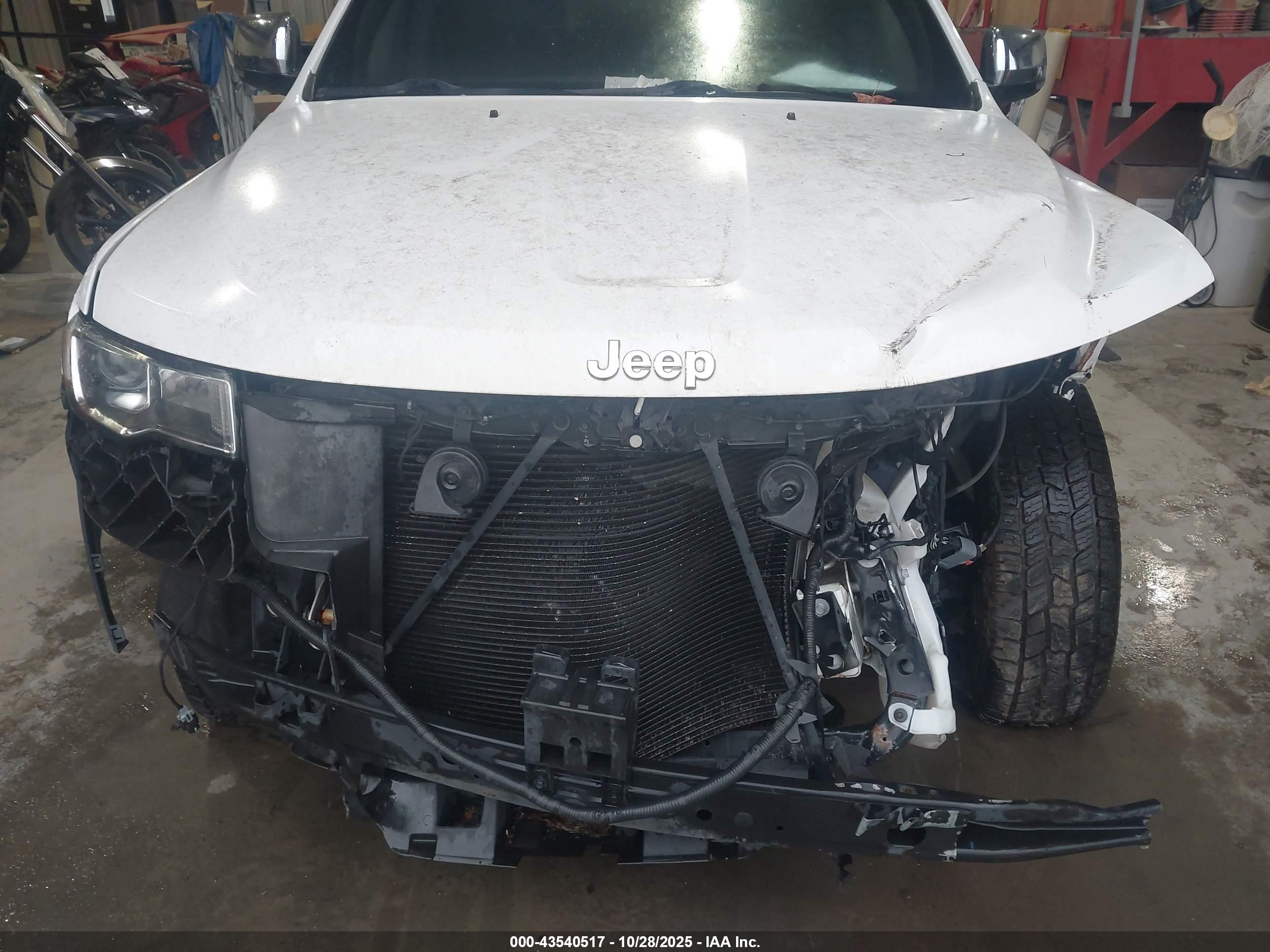 JEEP GRAND image 6