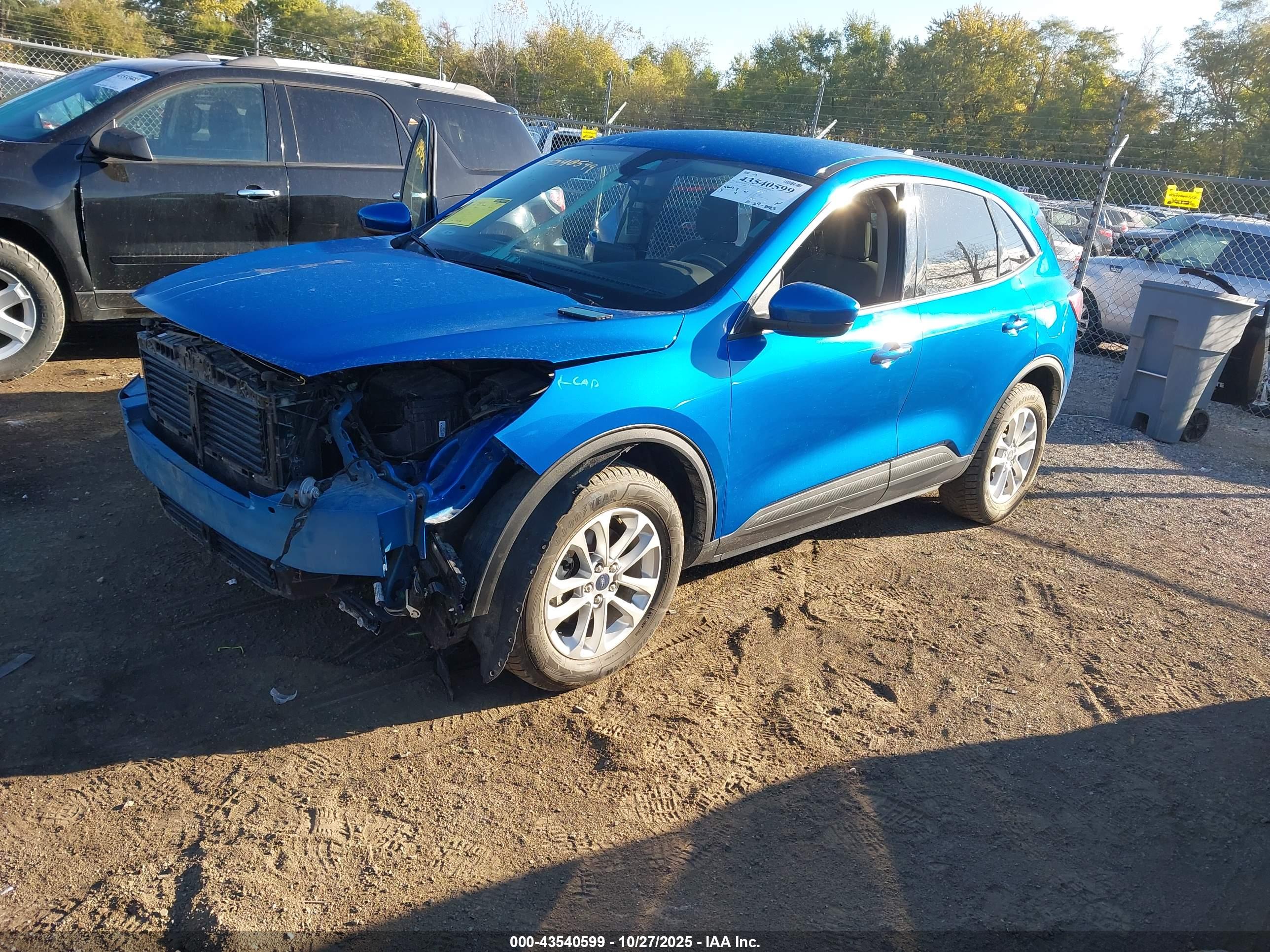 FORD ESCAPE image 2