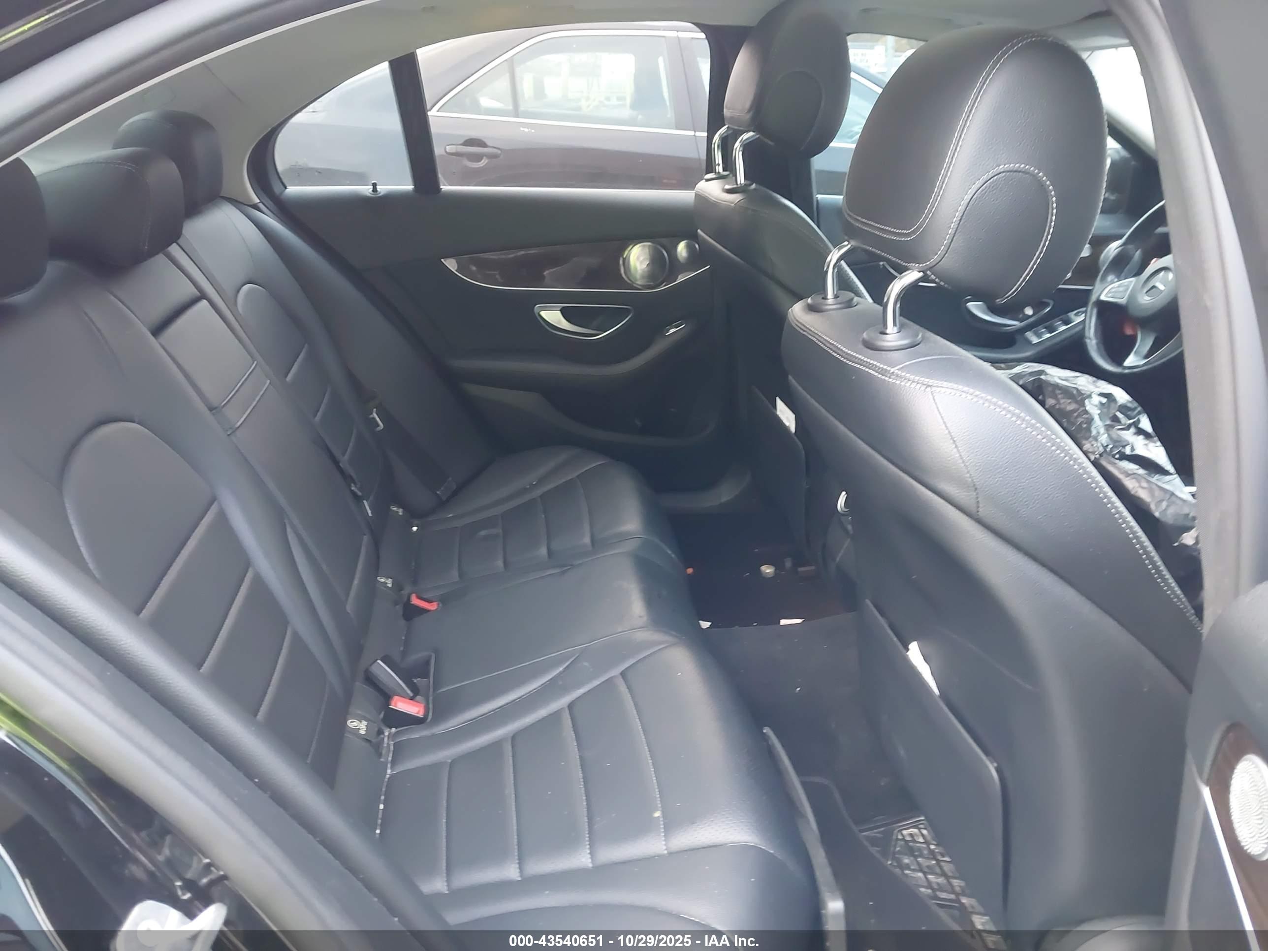 MERCEDES-BENZ C image 8