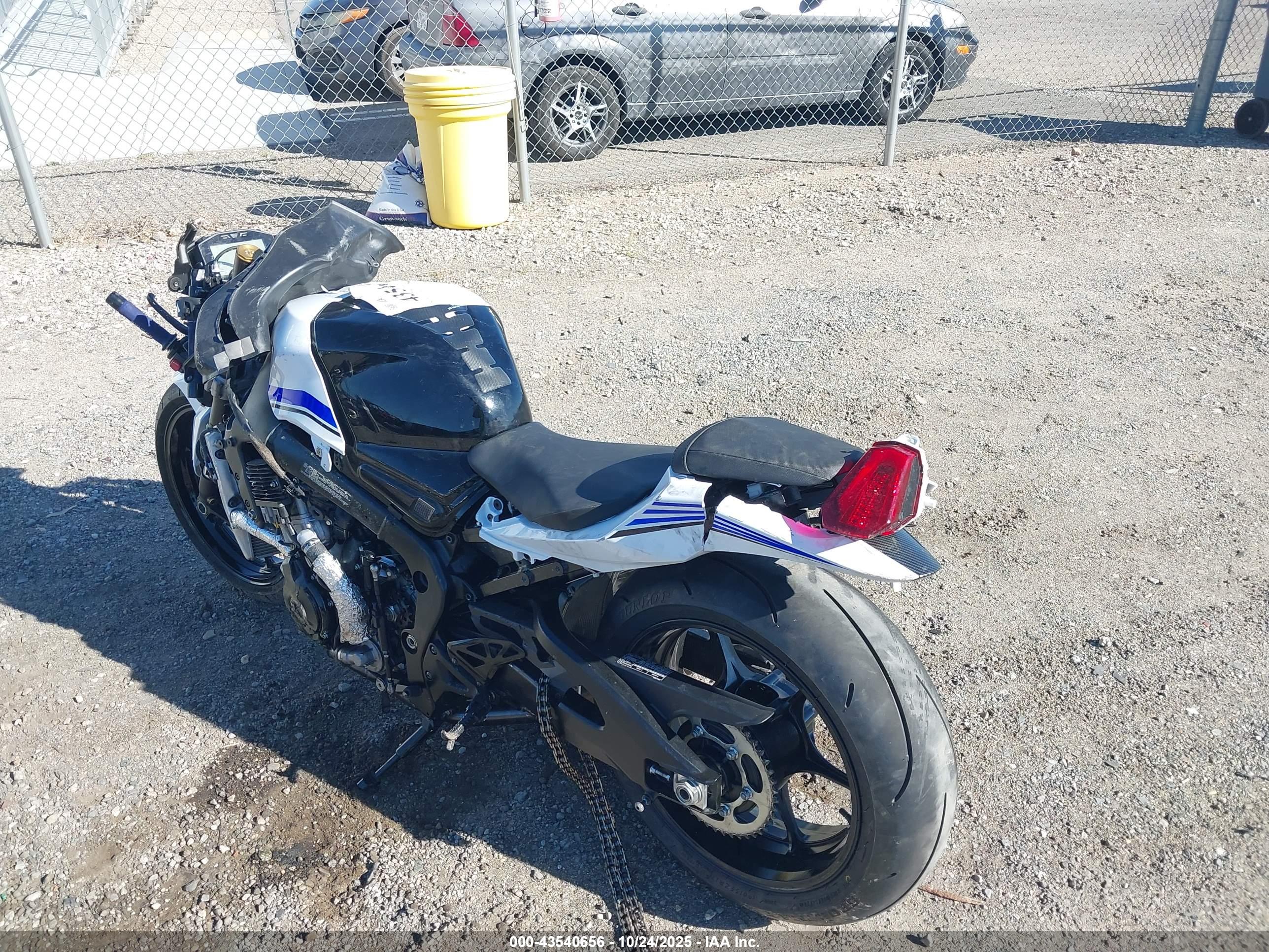 SUZUKI GSX-R1000 image 3