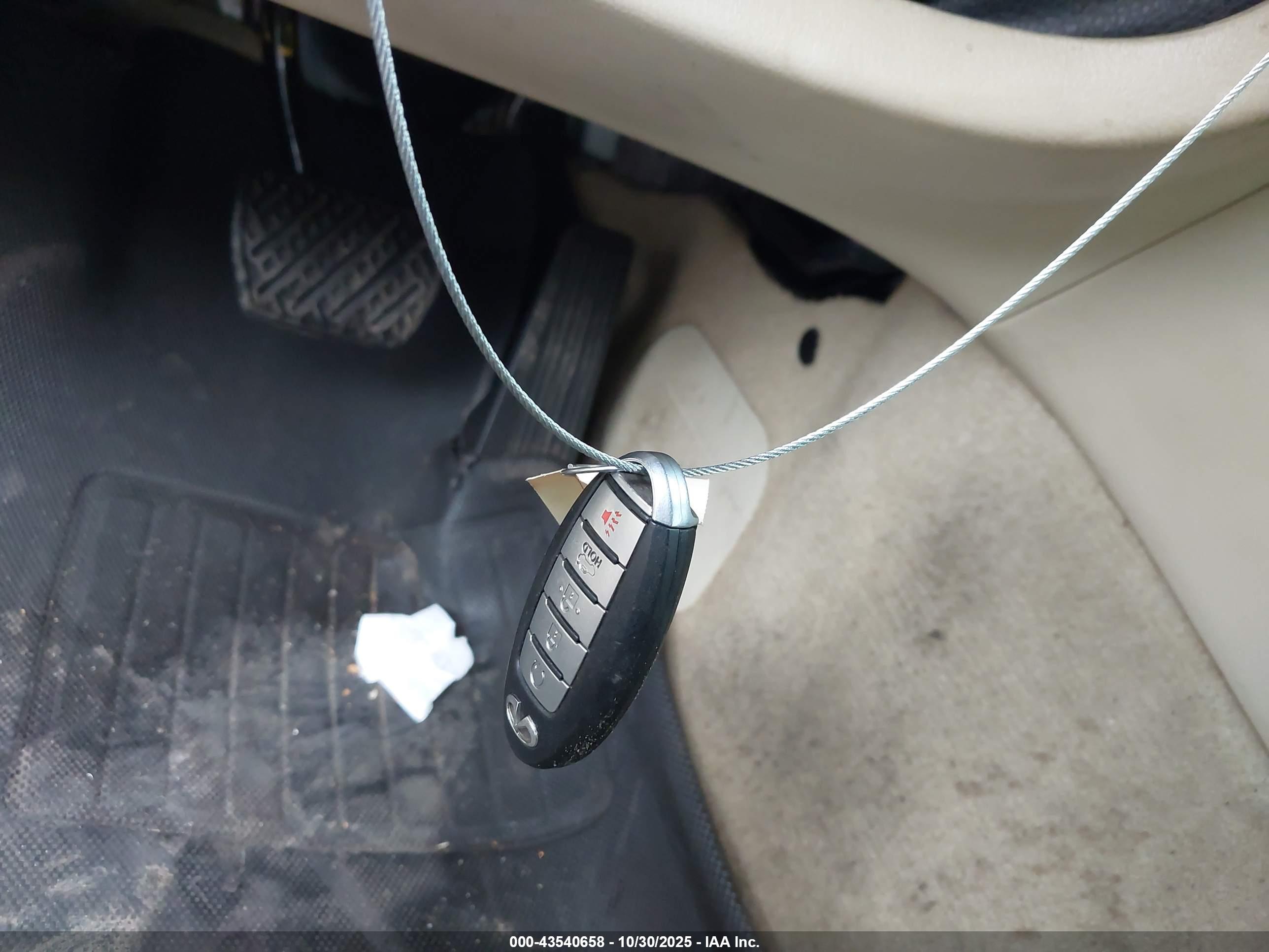 INFINITI Q50 image 11
