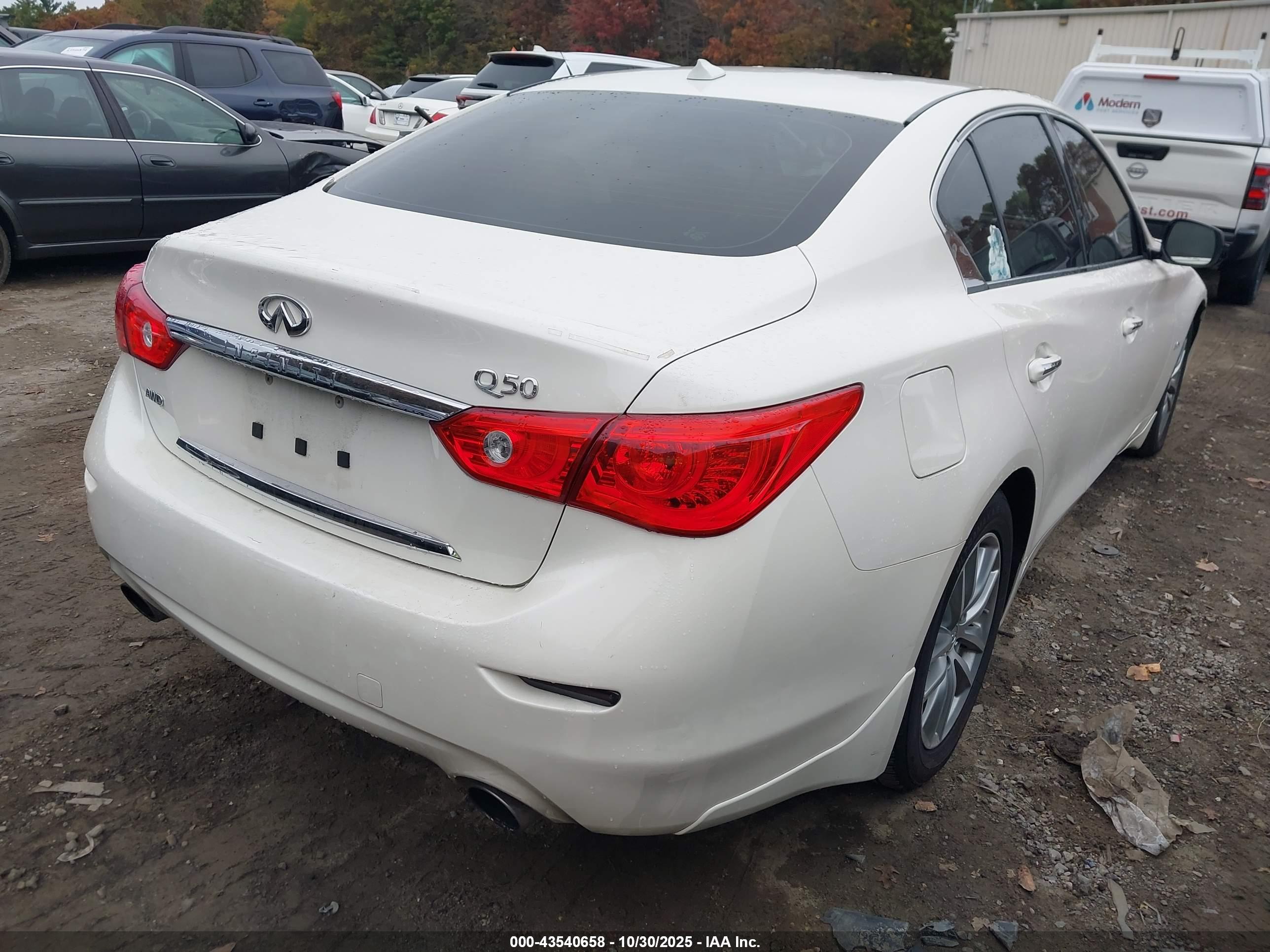 INFINITI Q50 image 4