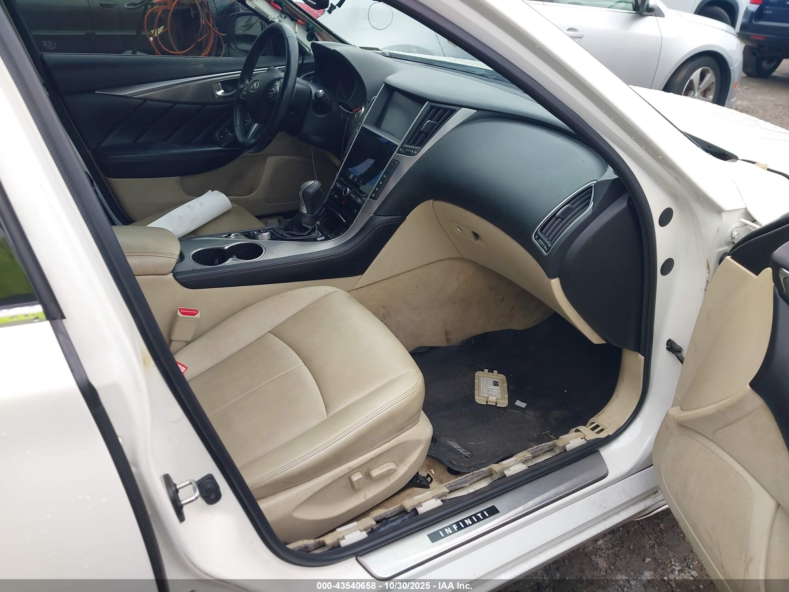 INFINITI Q50 image 5