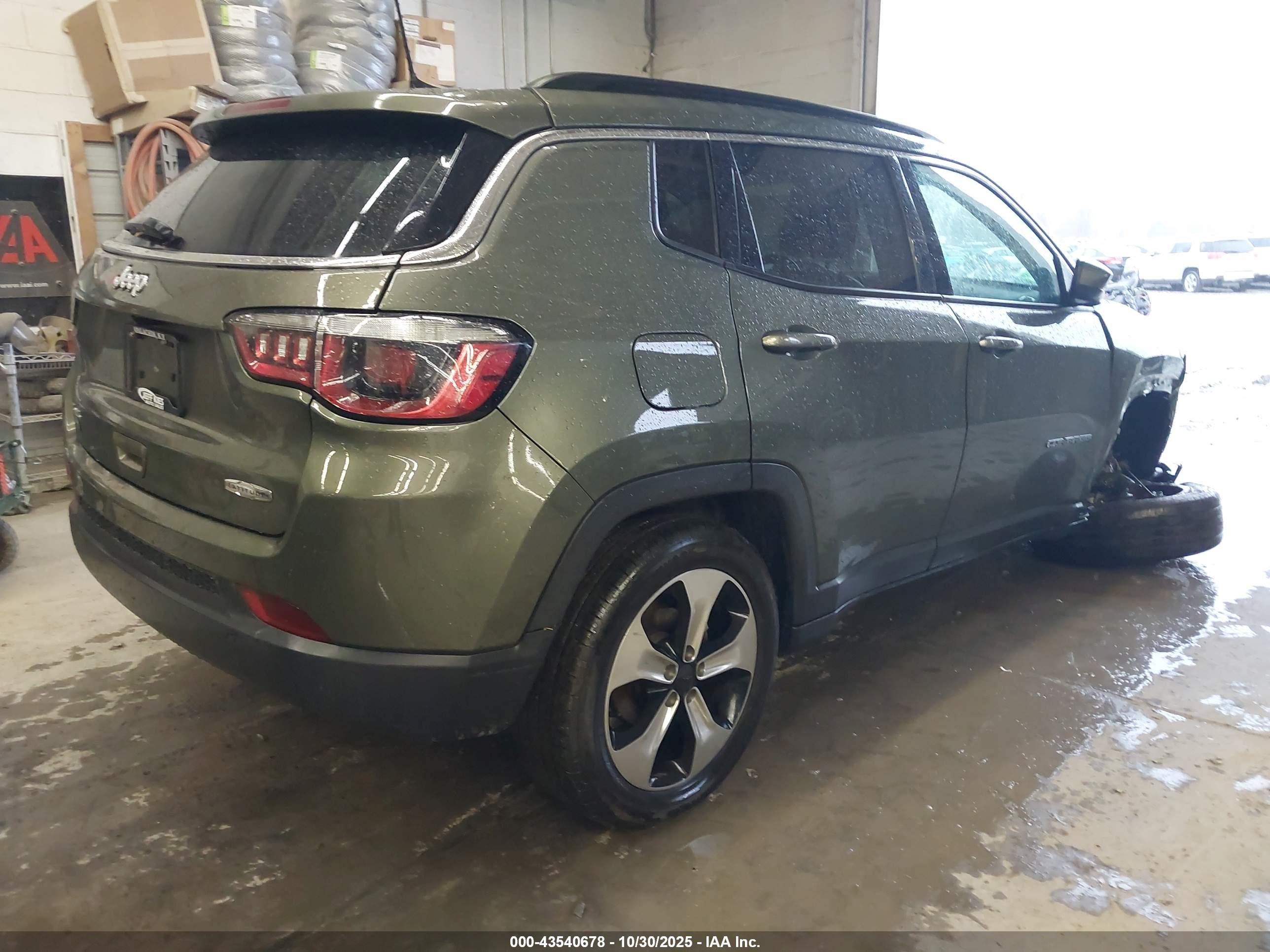 JEEP COMPASS image 4