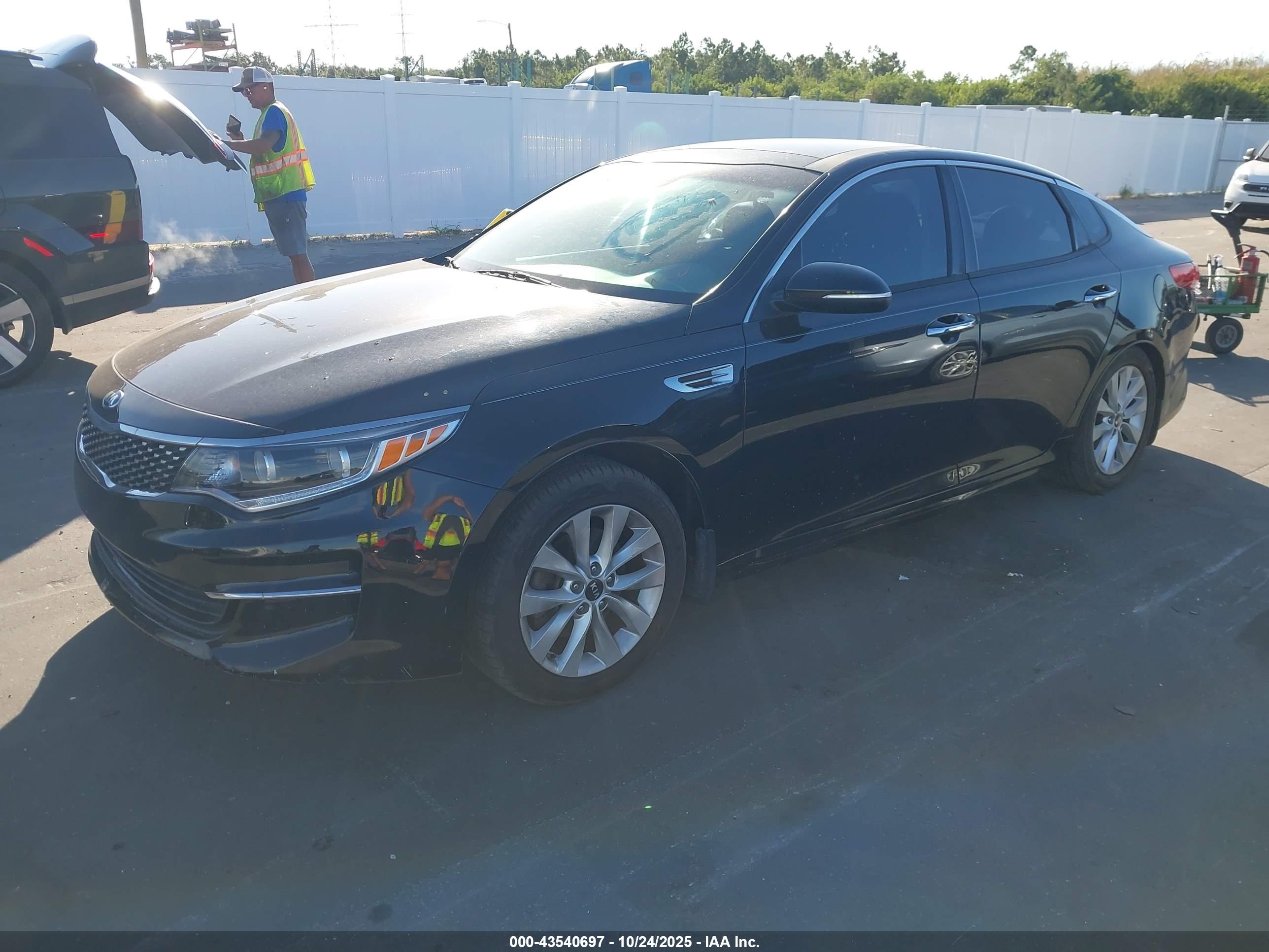KIA OPTIMA image 2