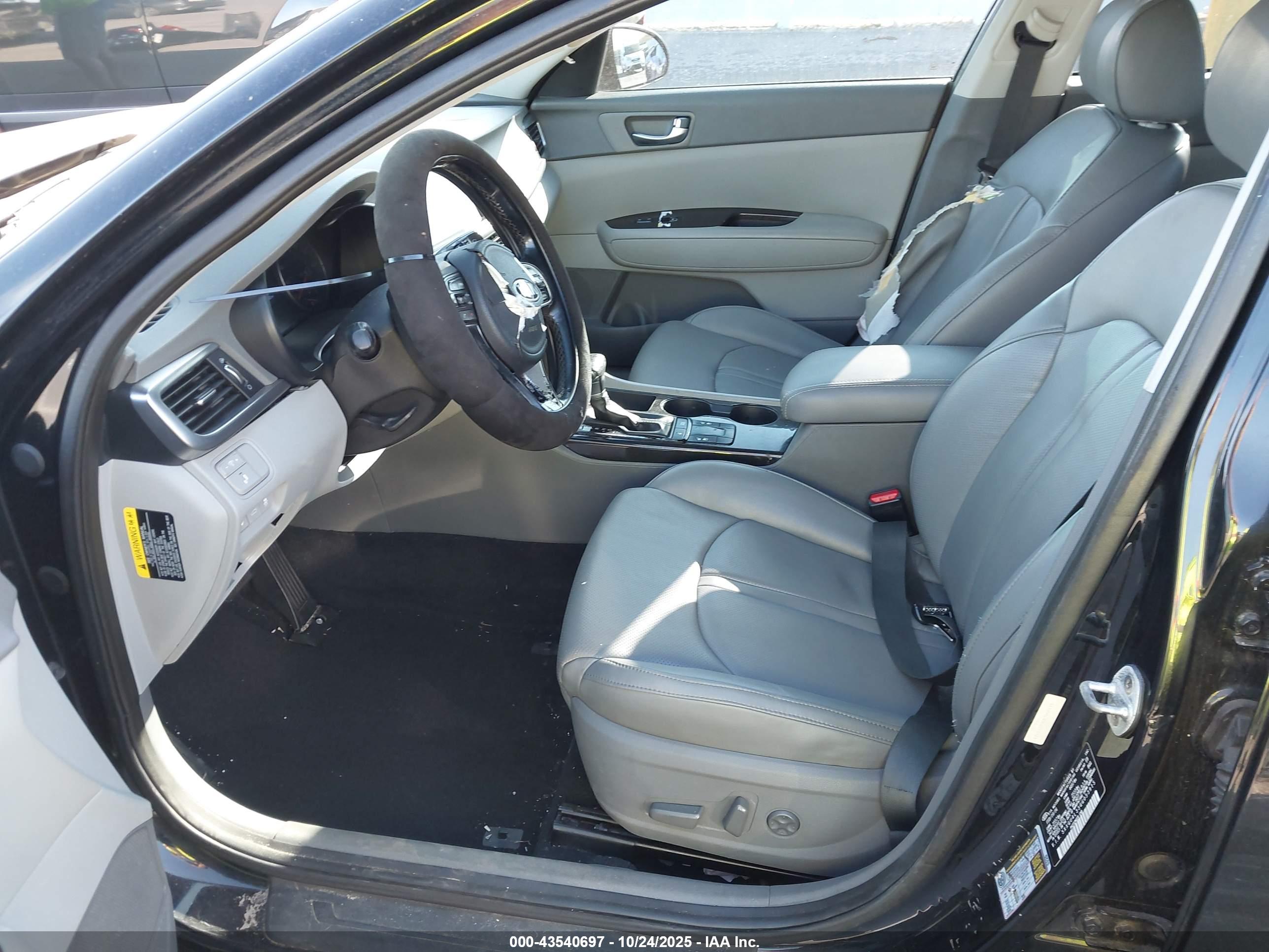 KIA OPTIMA image 5