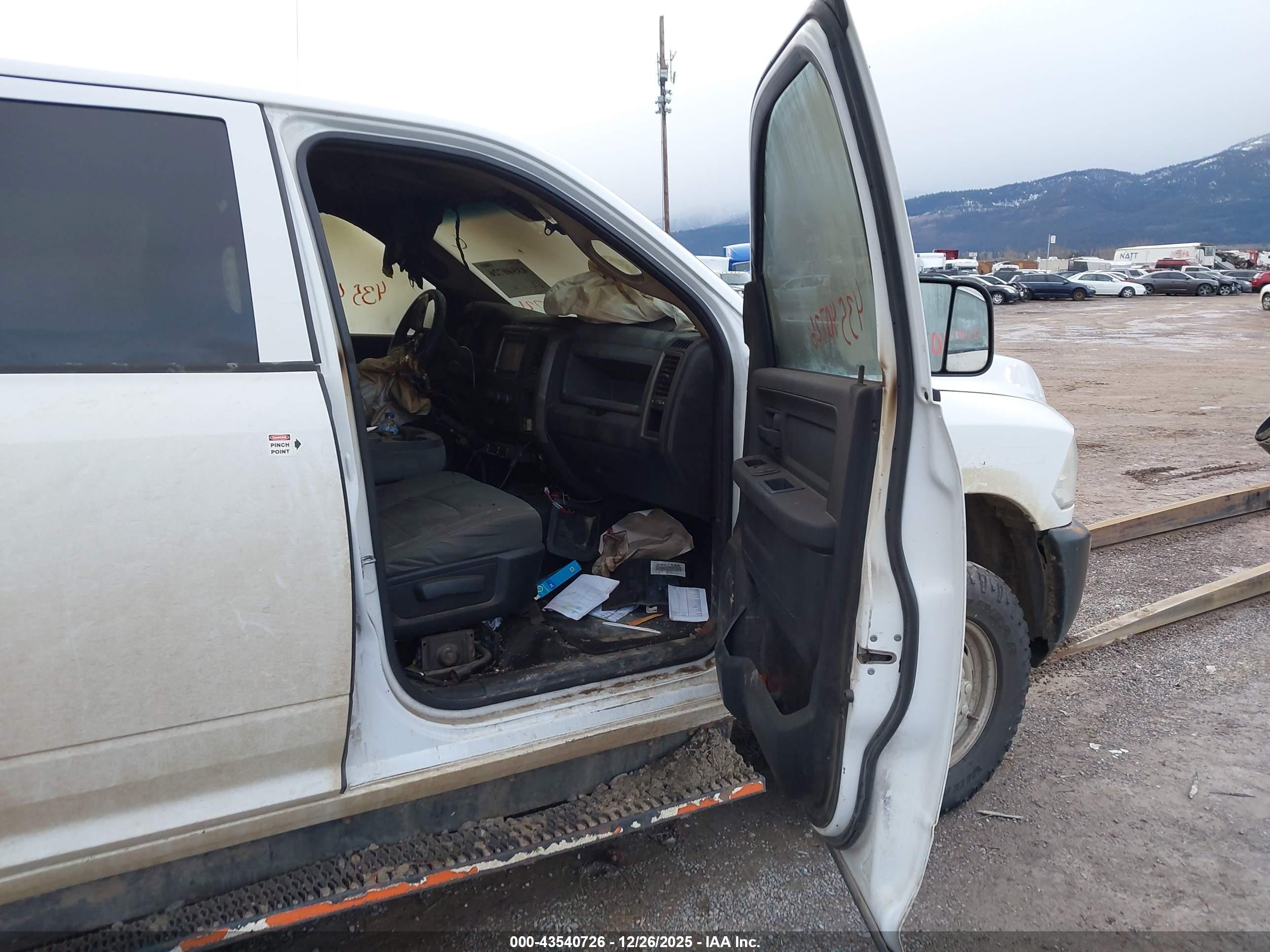 RAM 2500 image 5
