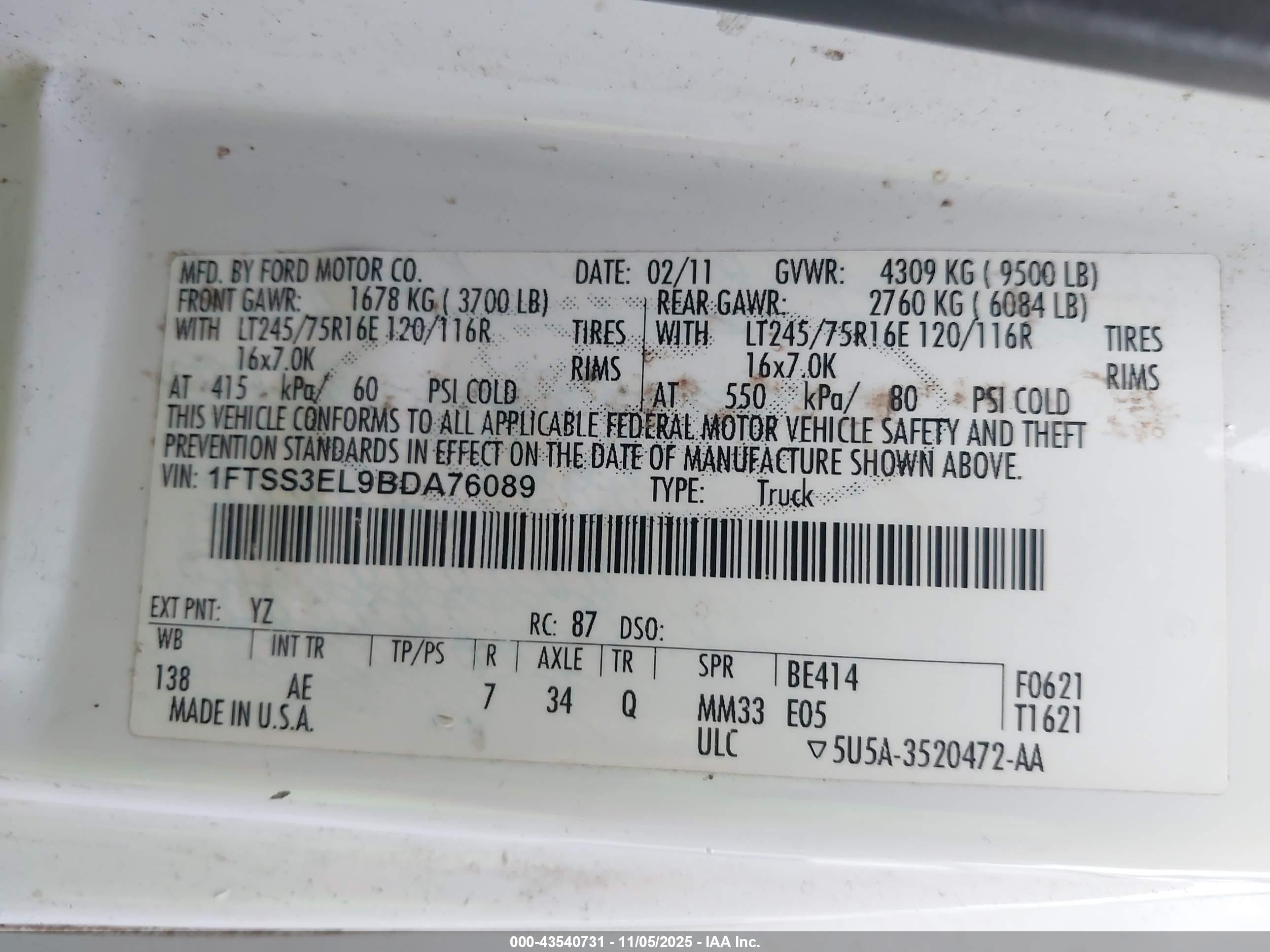 FORD E-350 image 9