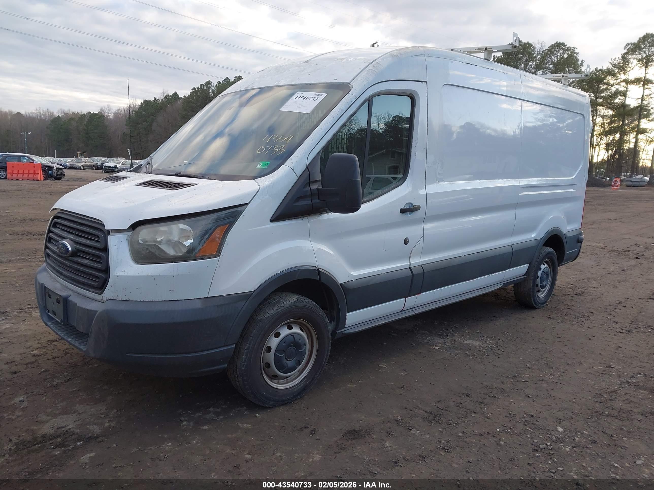 FORD TRANSIT-150 image 2